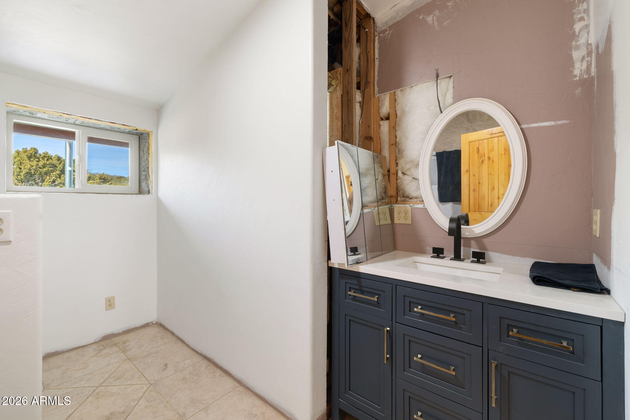 Flagstaff, Arizona, 86015, United States, 4 Bedrooms Bedrooms, ,2 BathroomsBathrooms,Residential,Active,2037109