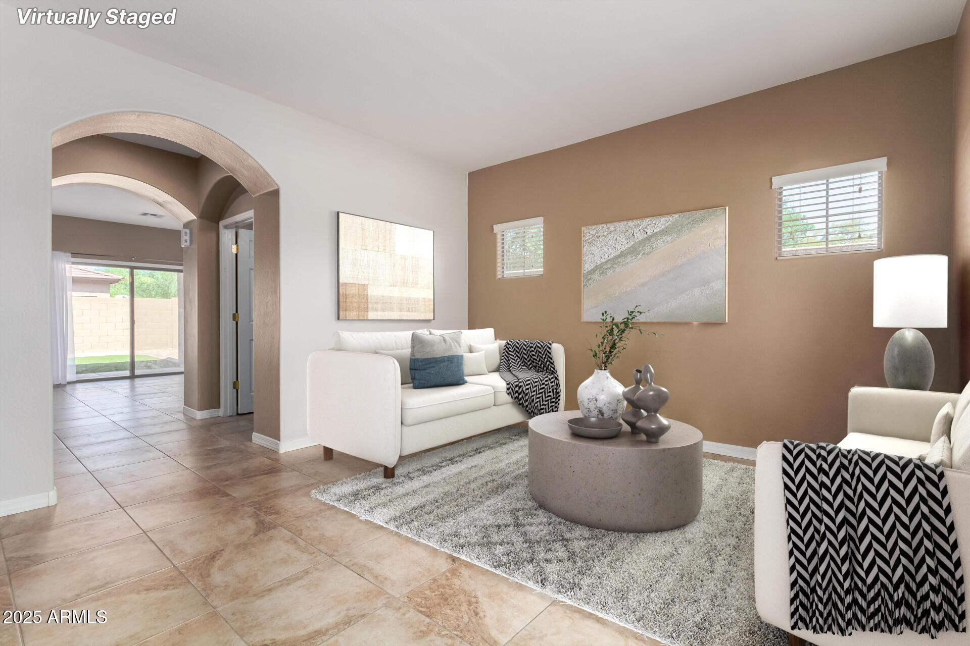 560 E RAINBOW Drive