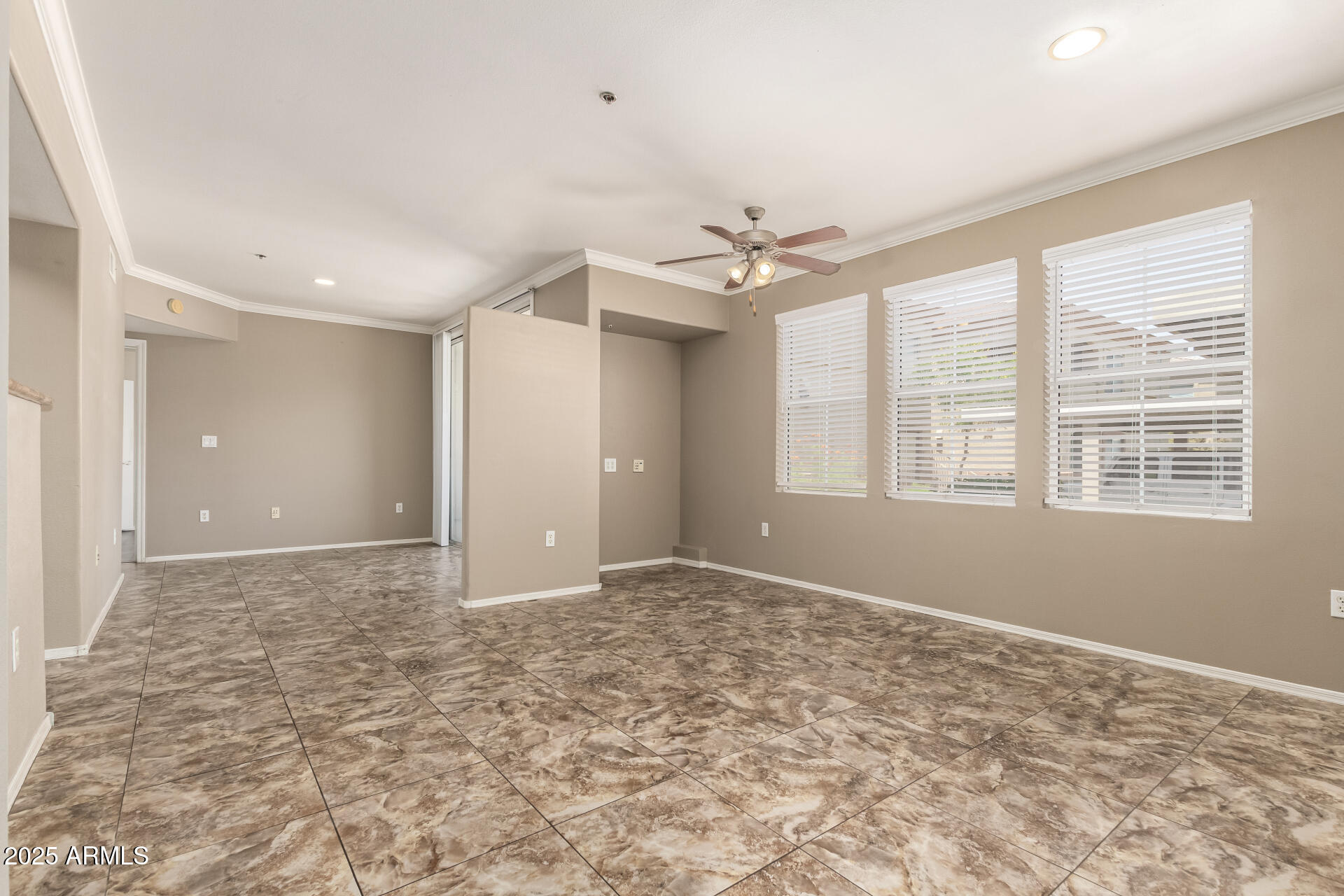 2134 E BROADWAY Road 1058
