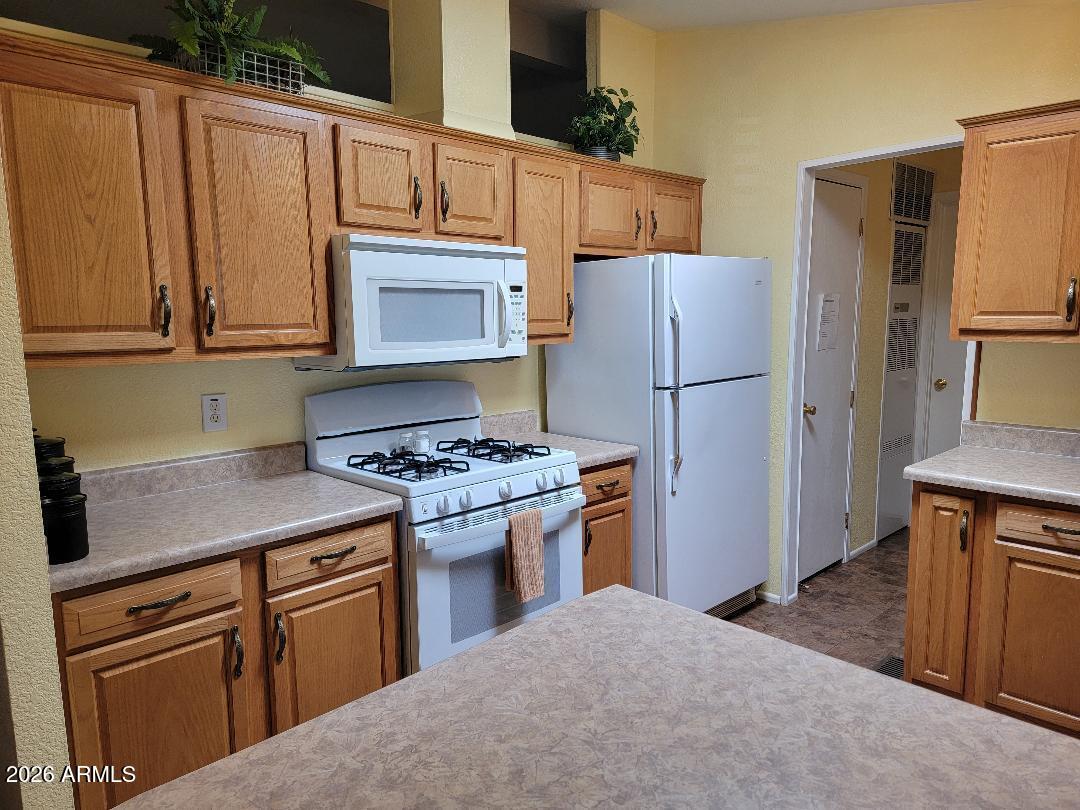 3731 N KANSAS Avenue