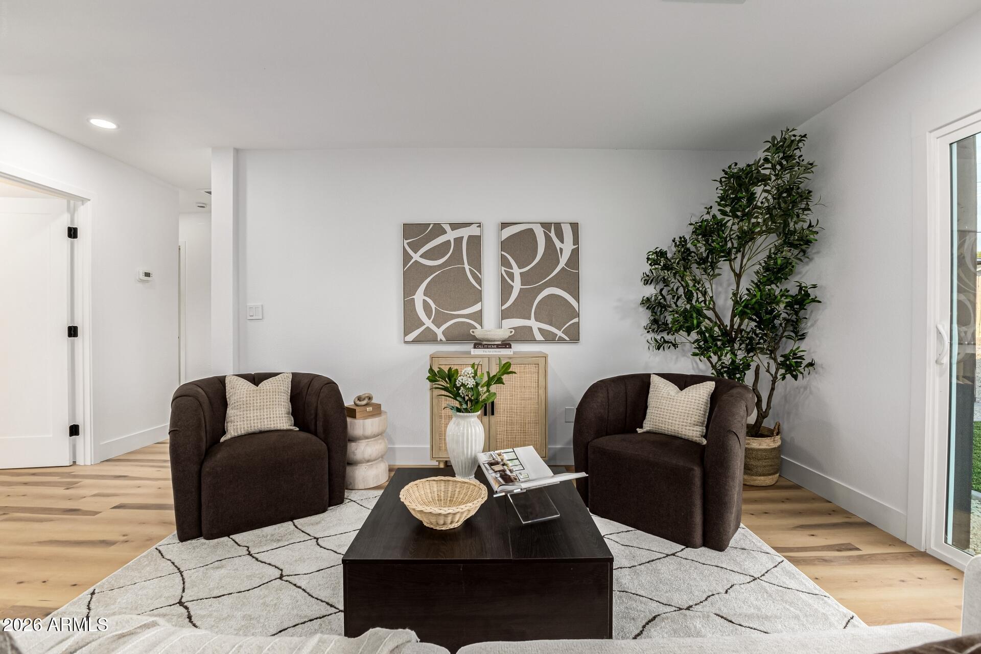 1515 N SAGUARO Drive