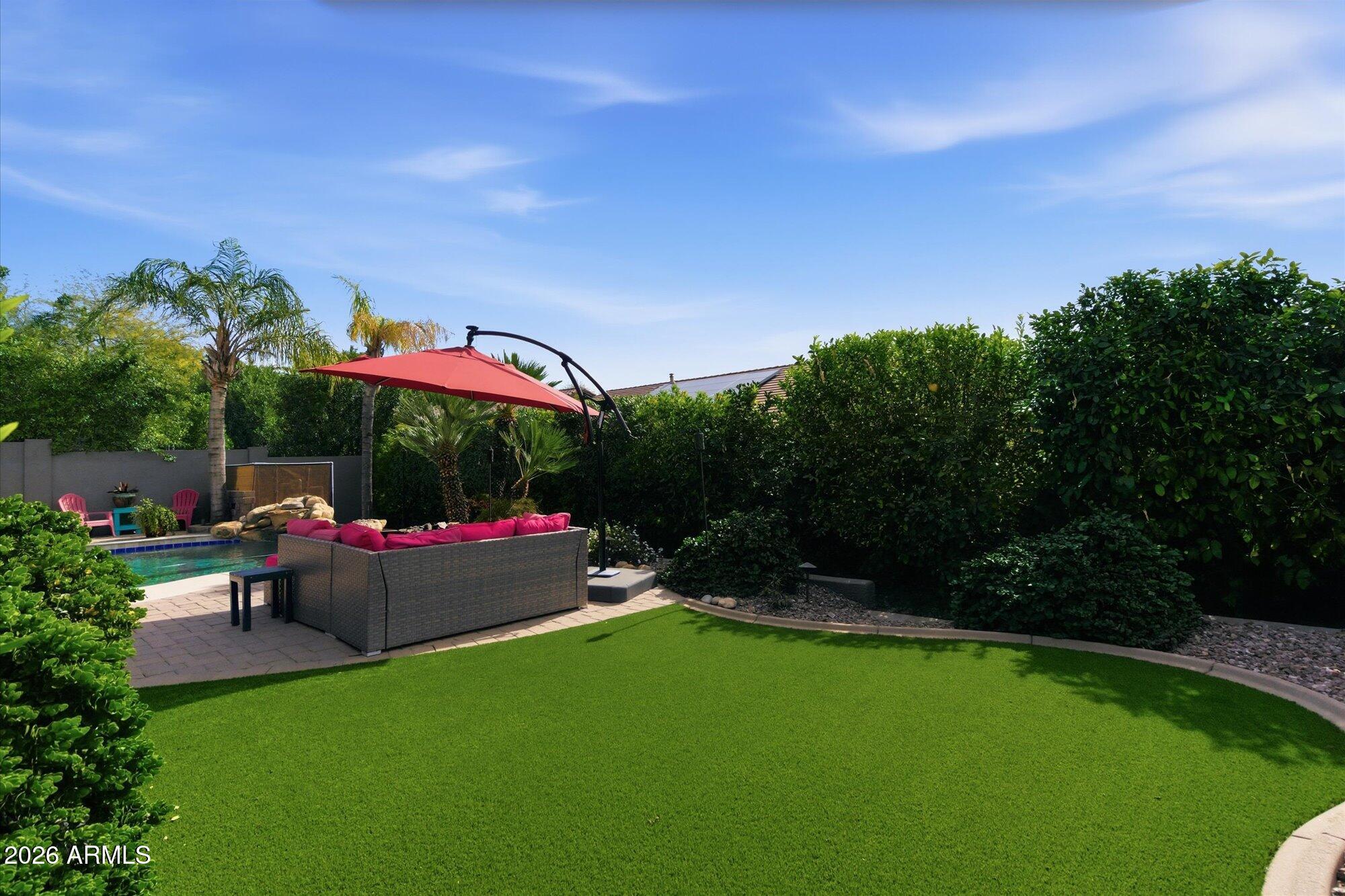 4623 E RED BIRD Road