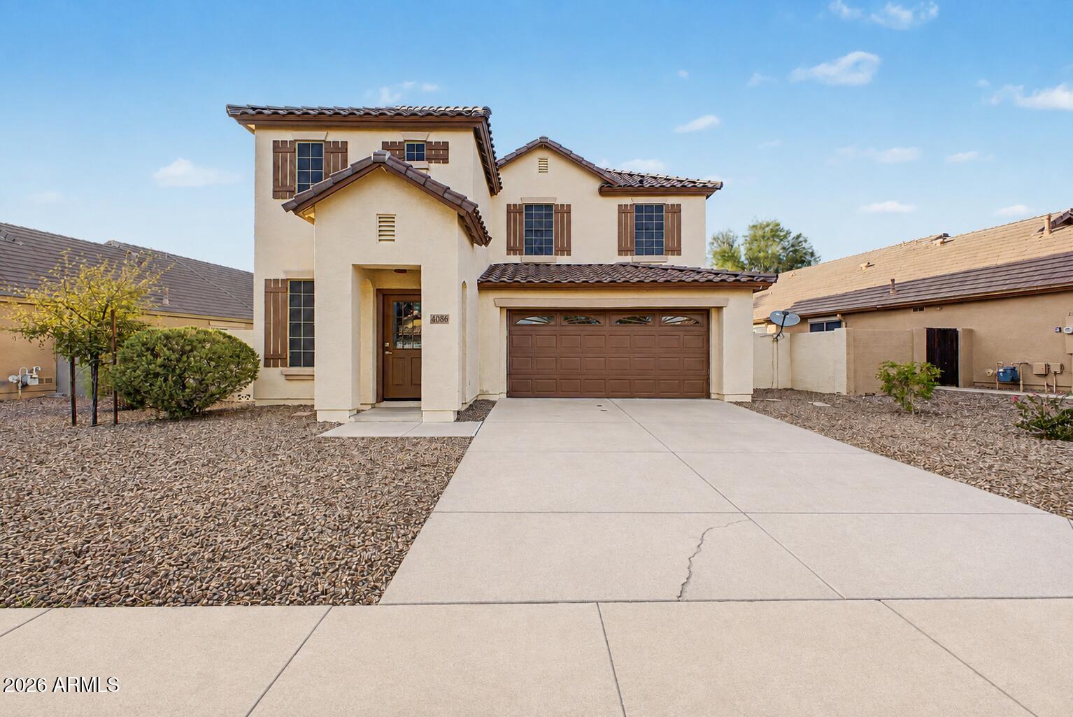 4086 E RUSTLER Way