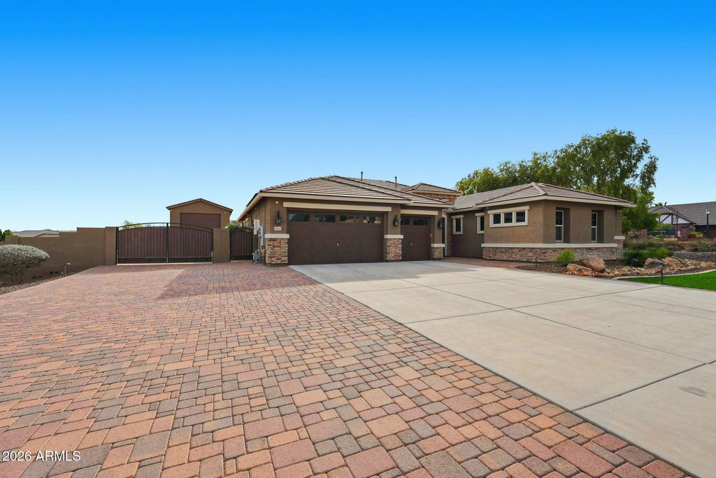 Photo of 12823 W Keim Drive, Litchfield Park, AZ 85340 (MLS # 6971762)