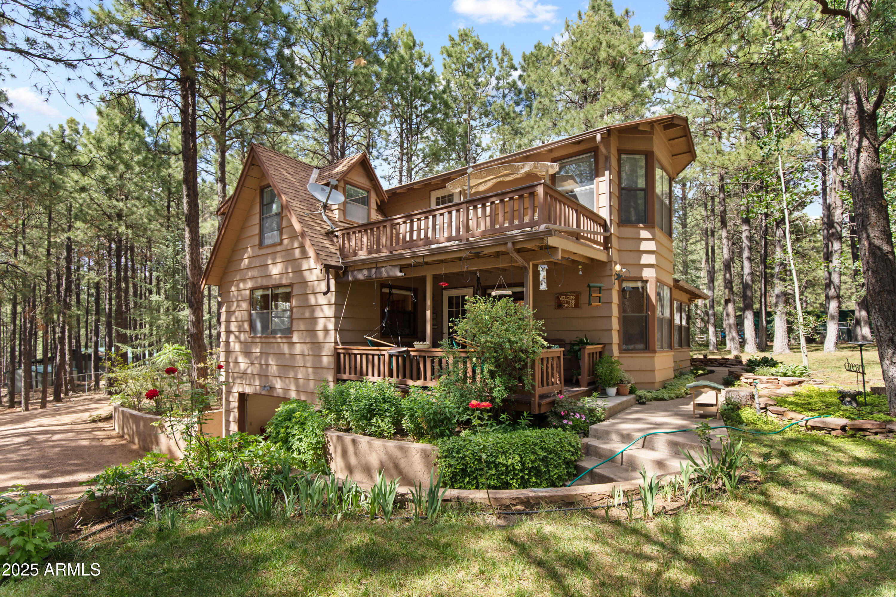 Homes 3 3910 LARSON Loop