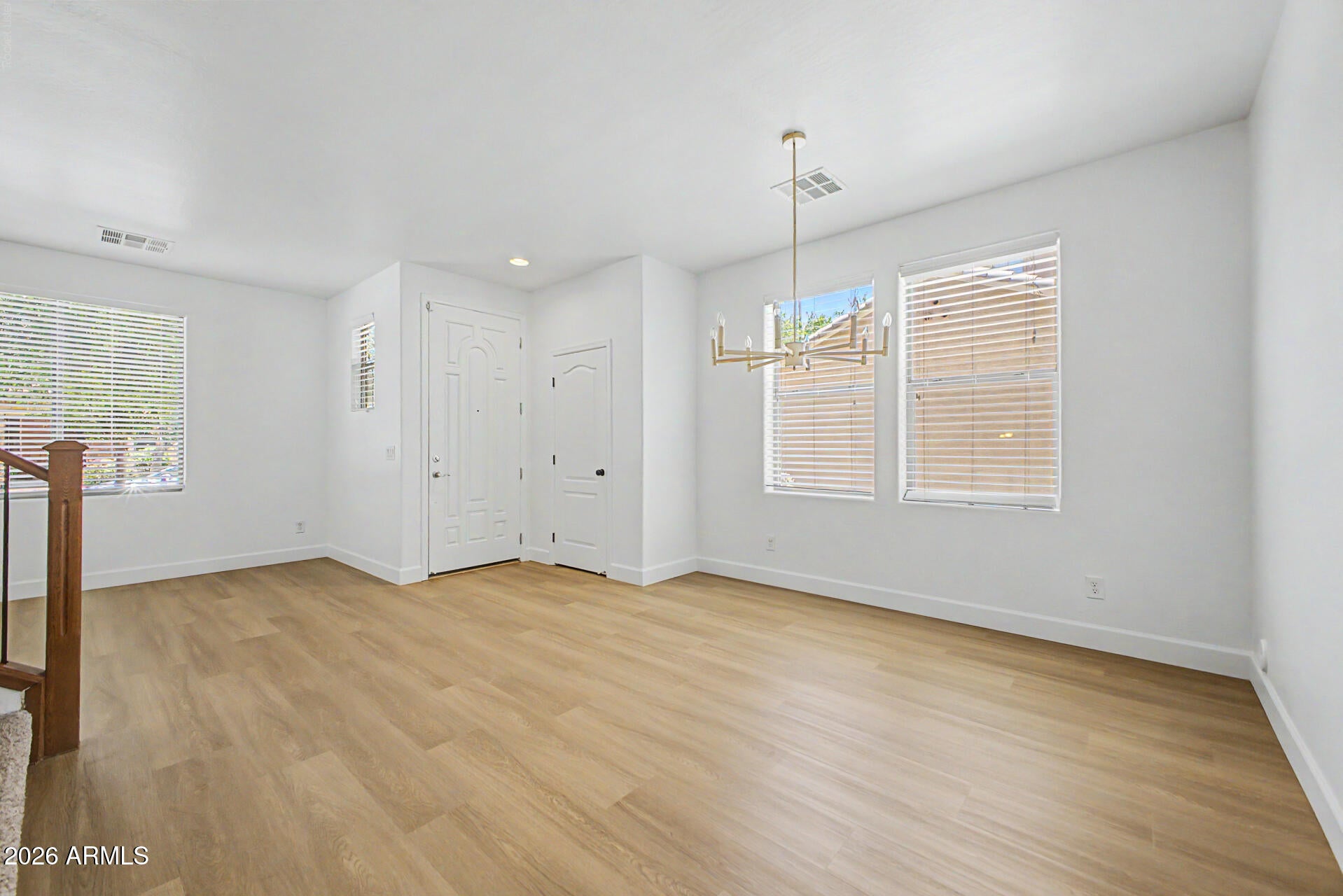 3317 E CARLA VISTA Drive