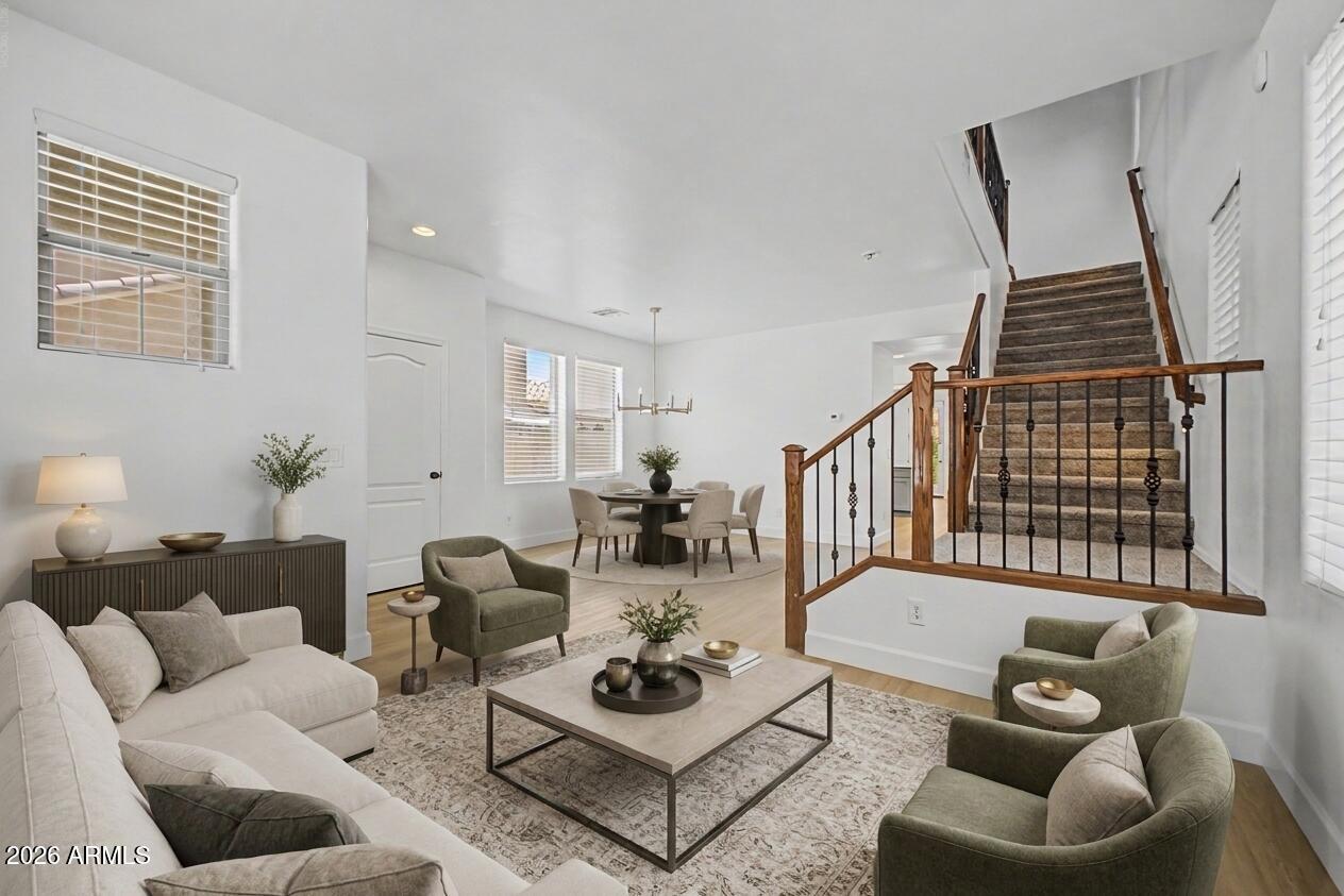 3317 E CARLA VISTA Drive