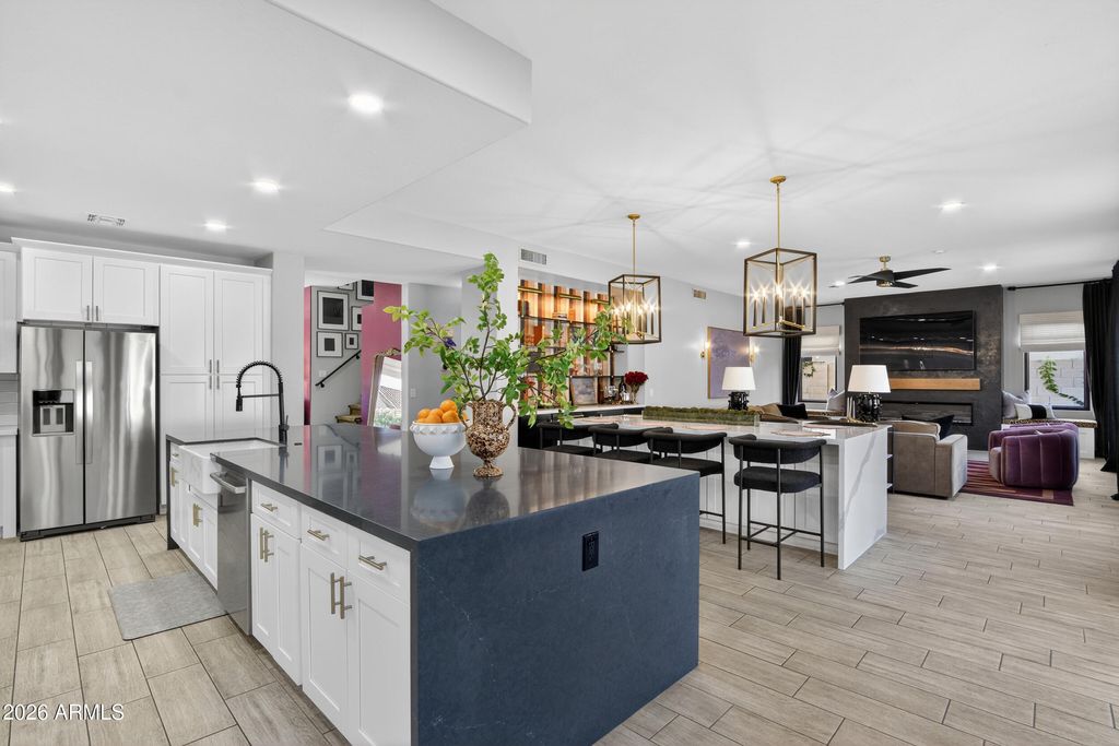 Photo of 448 W Larona Lane, Tempe, AZ 85284 (MLS # 6991400)