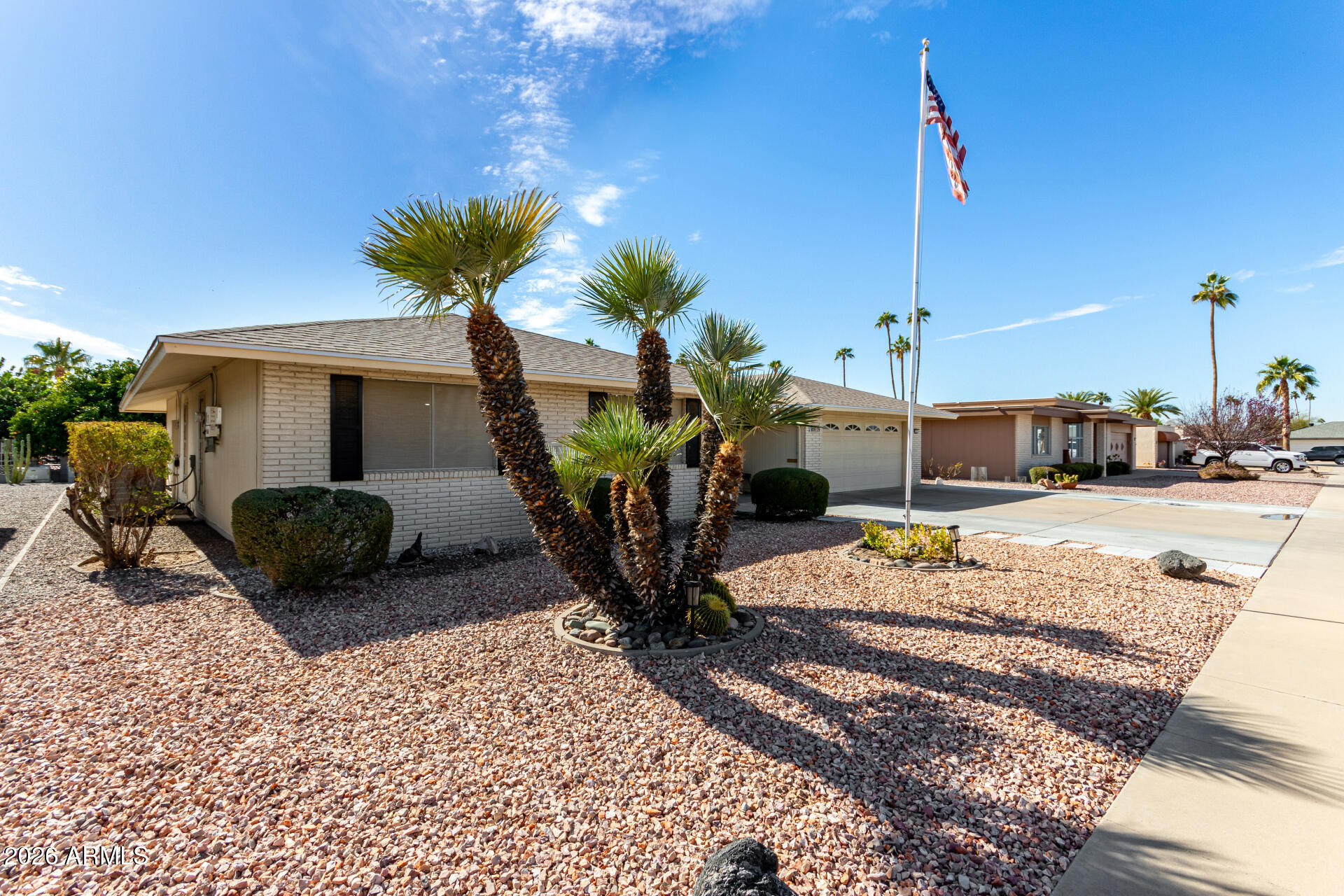 9719 W NEWPORT Drive