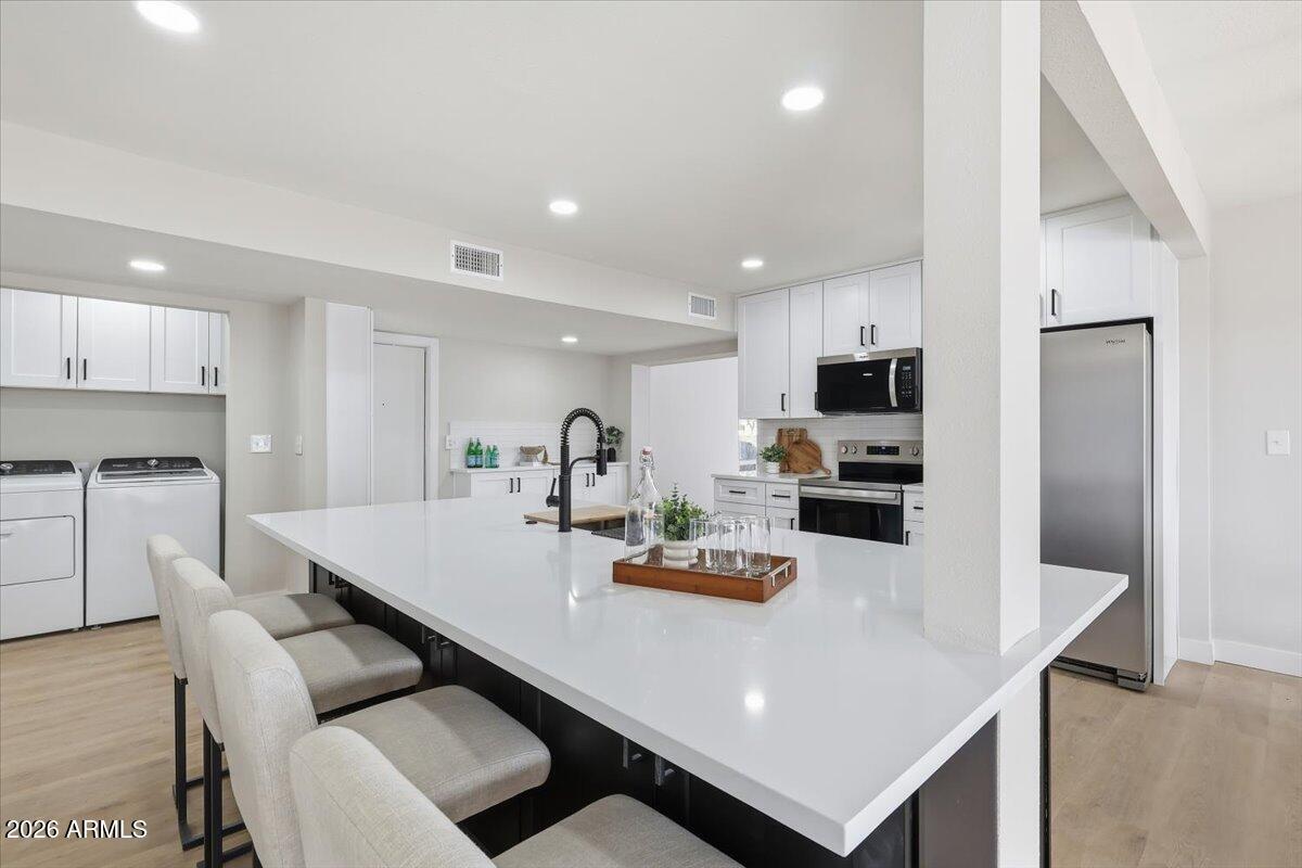 527 E TAM OSHANTER Drive