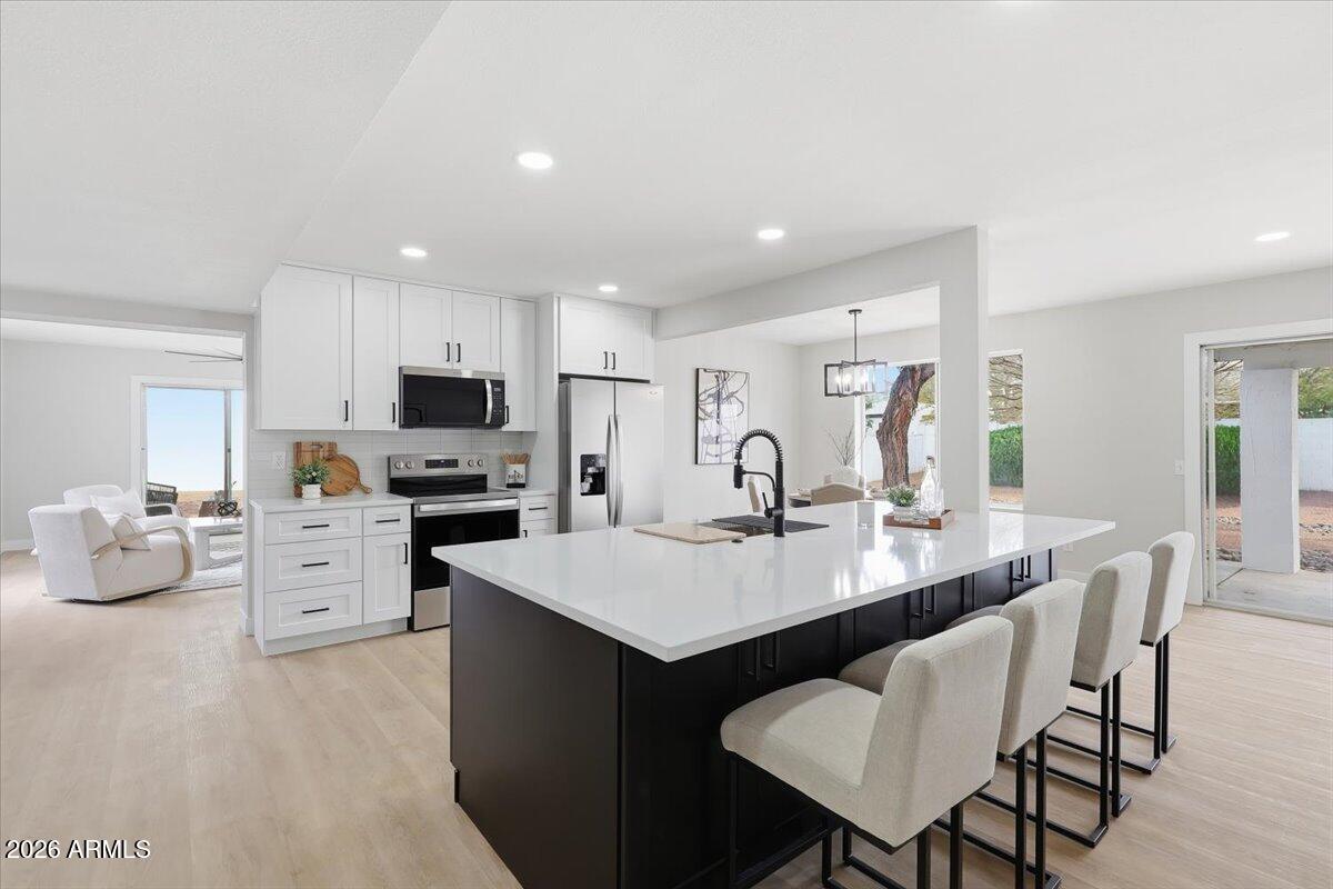 527 E TAM OSHANTER Drive