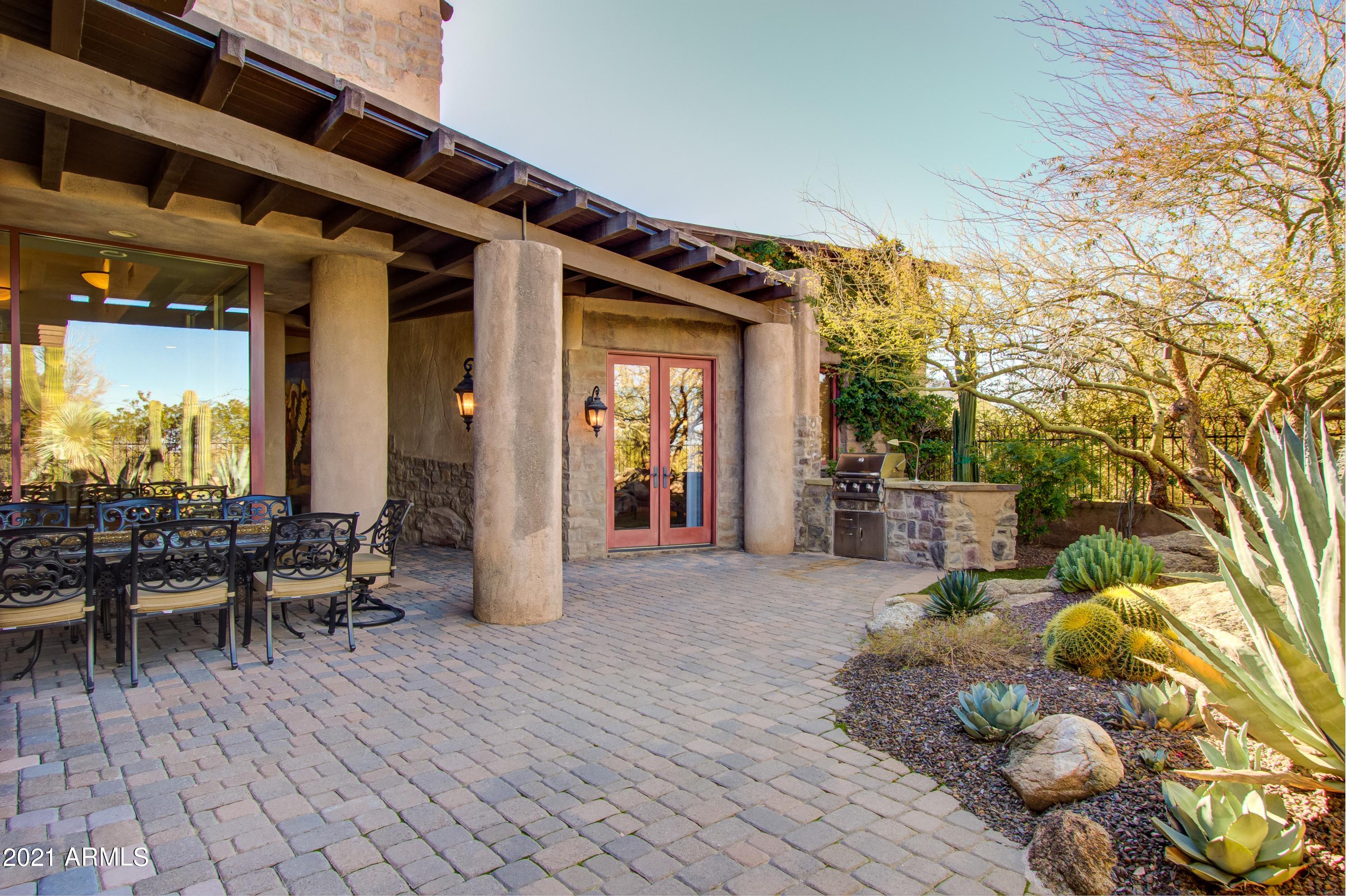 Estancia - Residential