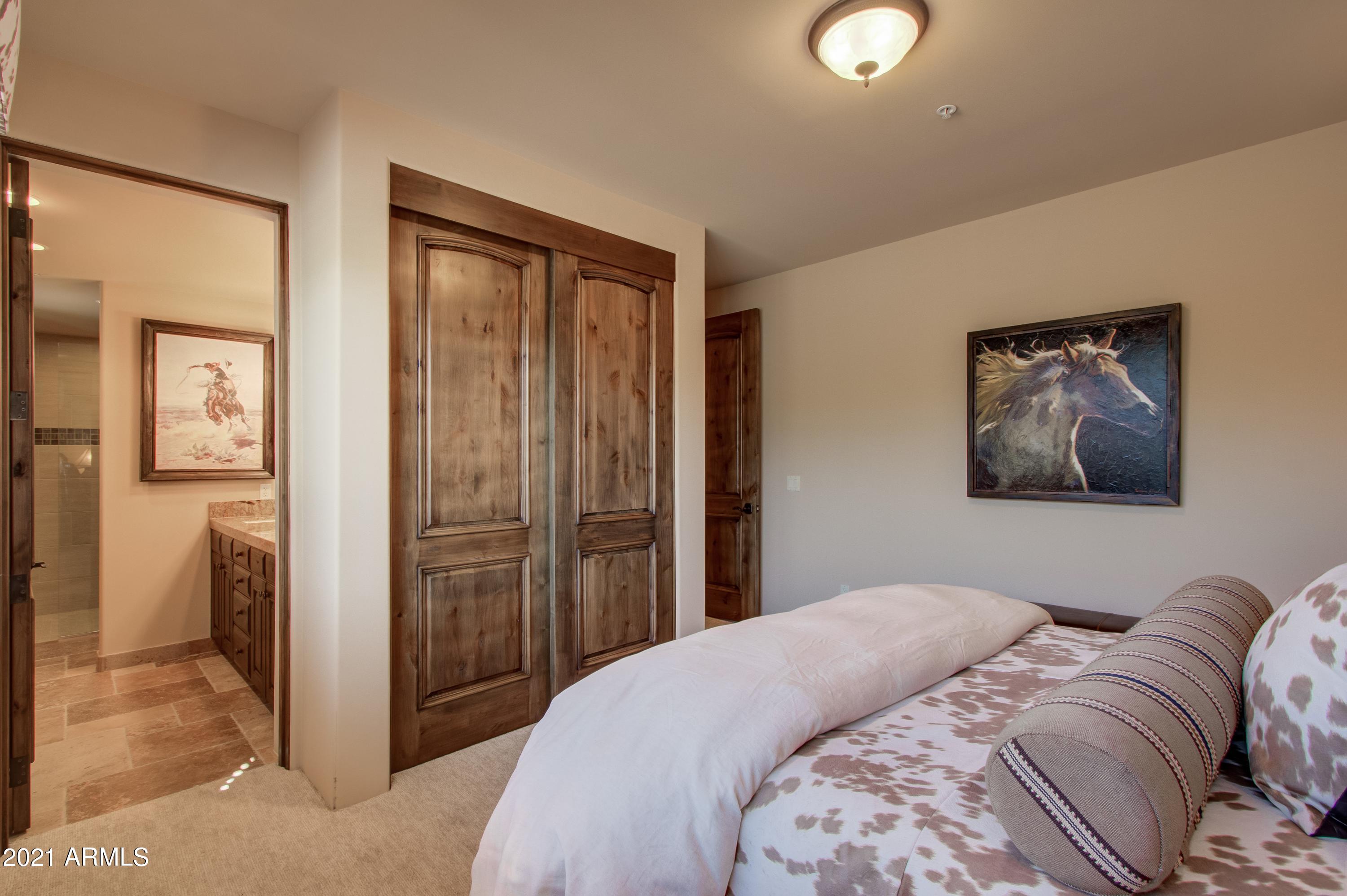 Estancia - Residential