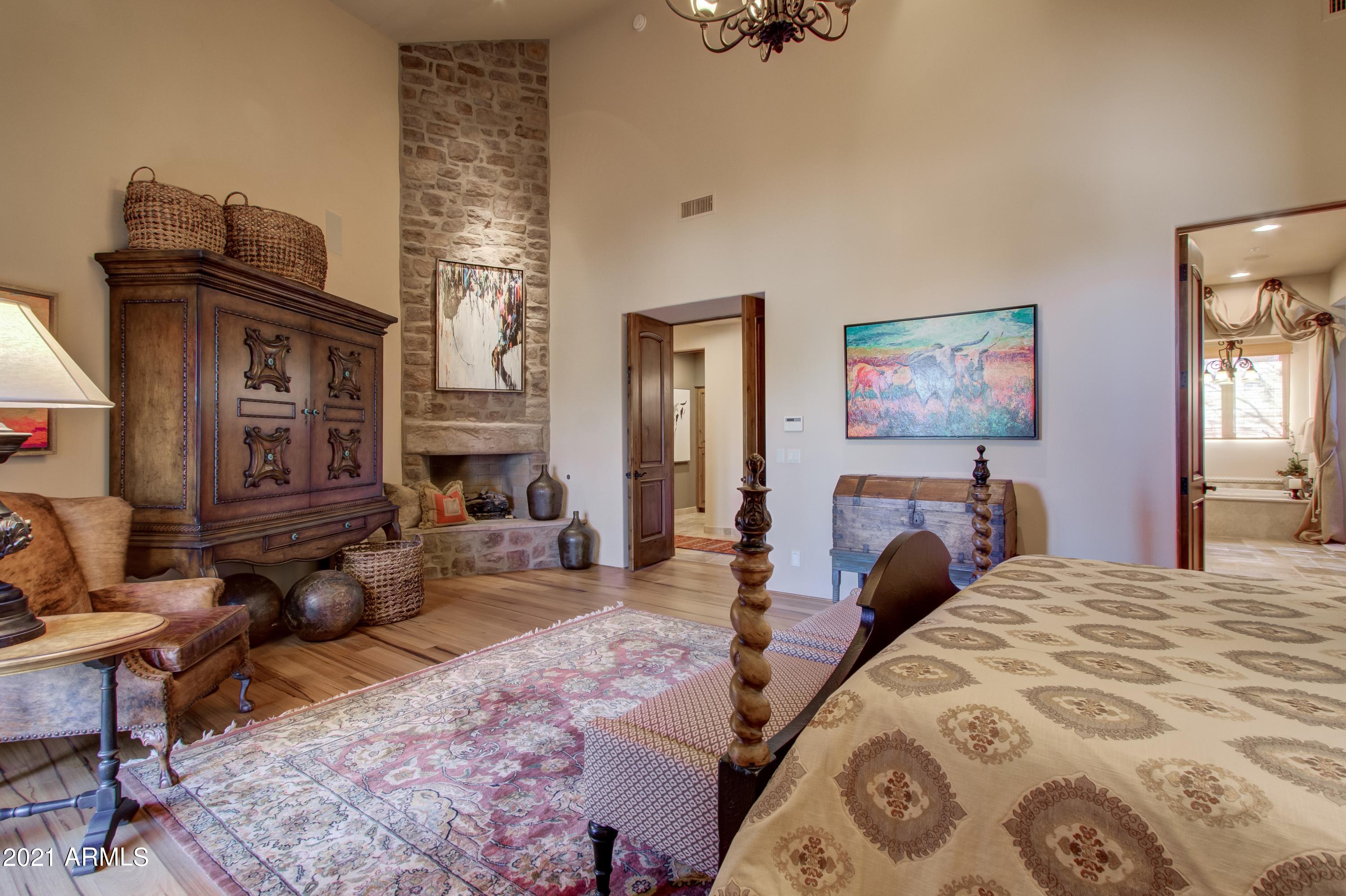 Estancia - Residential