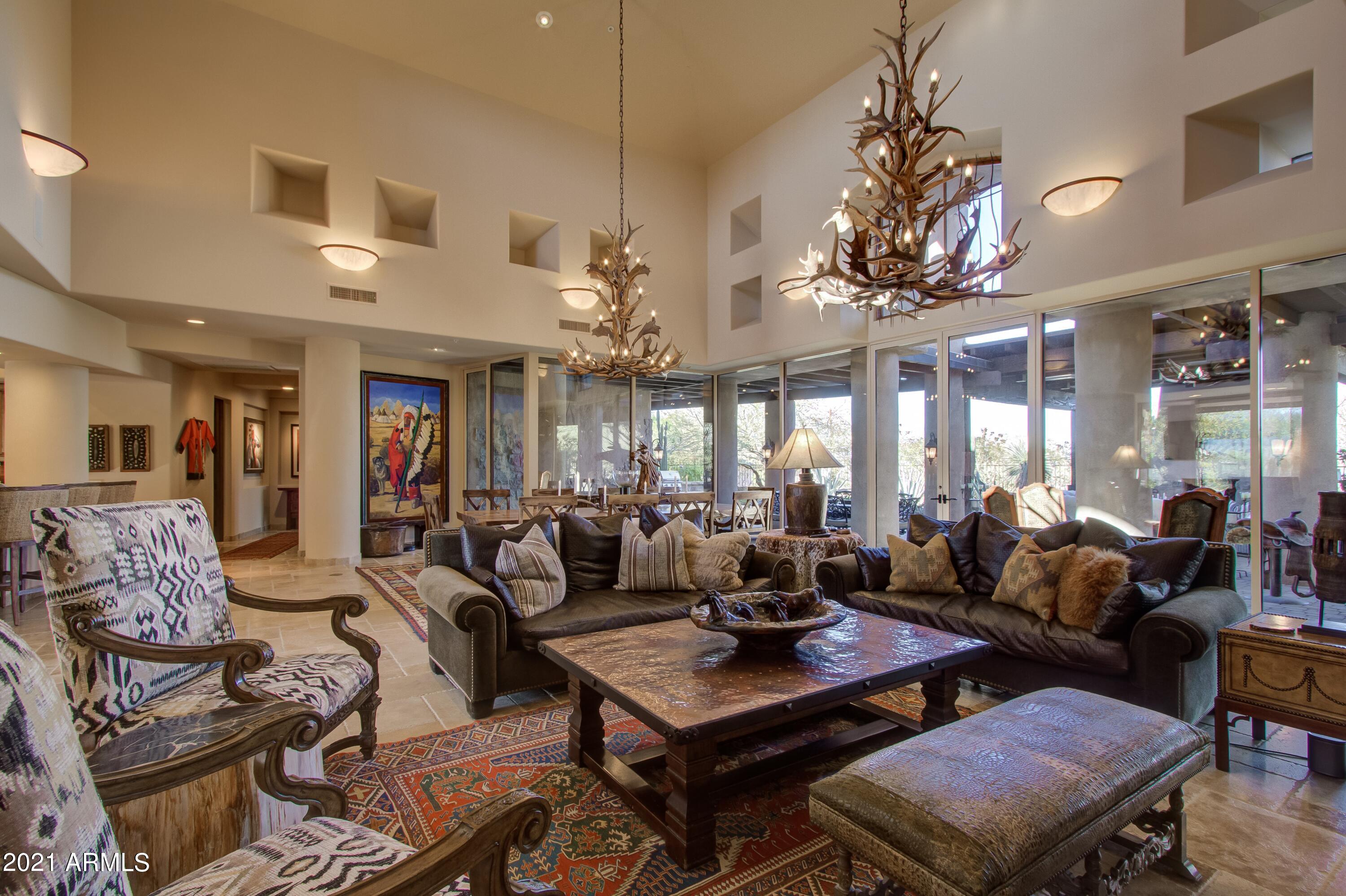 Estancia - Residential