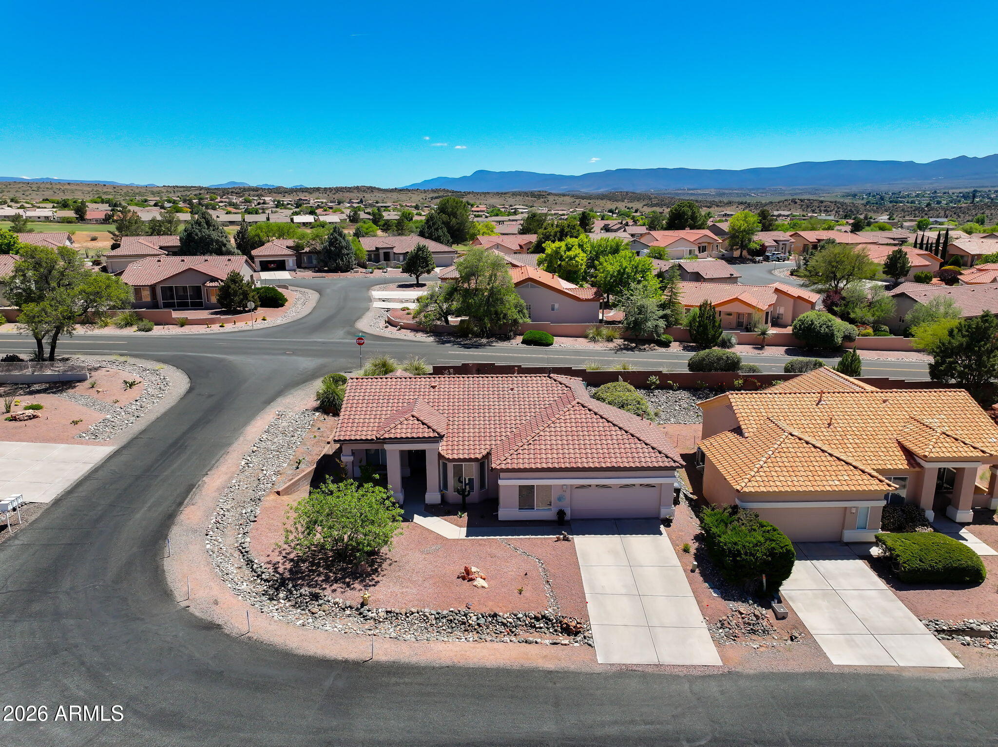 715 S WANDERING RIVER Road