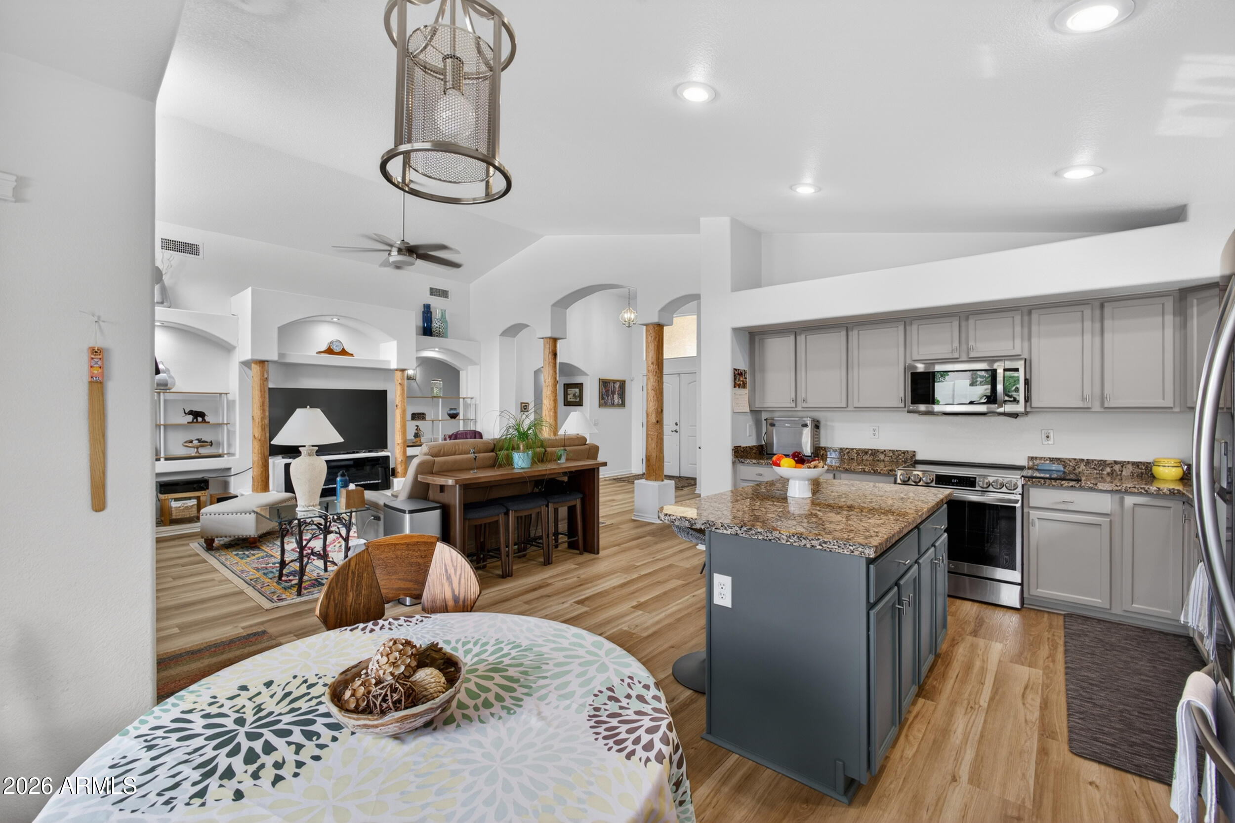MERIDIAN POINTE UNIT 1 - Residential