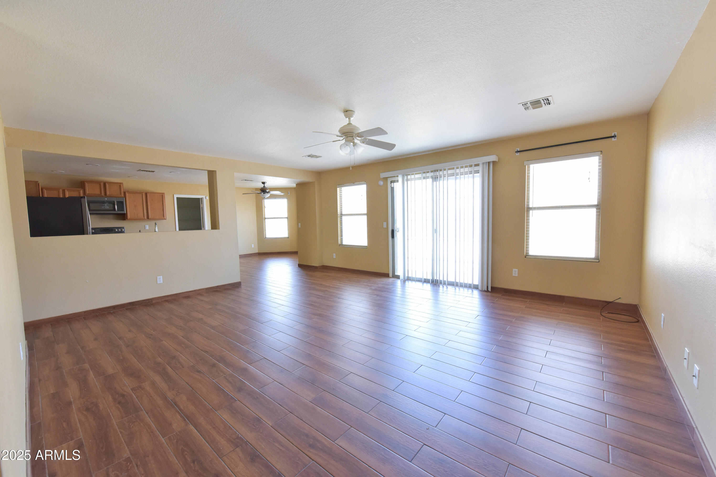 674 W PALO VERDE Street