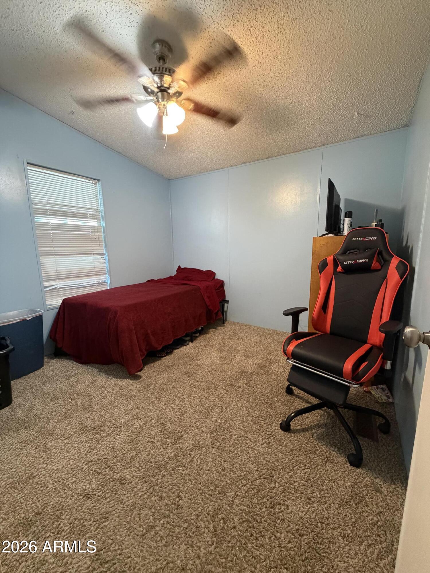 10529 N HILLSIDE Drive