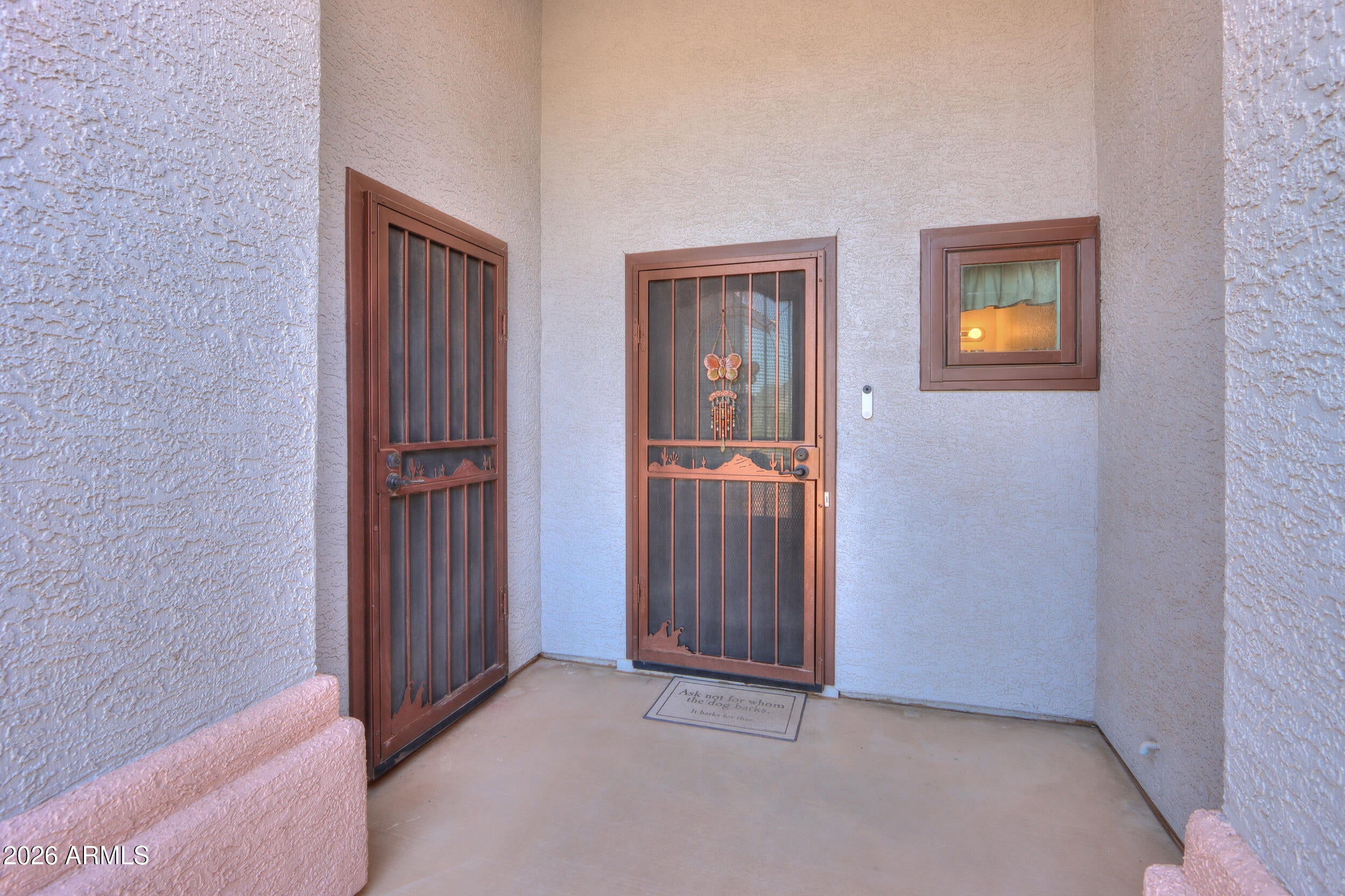 216 E PEBBLE Court