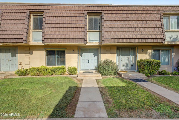 3330 S ELM ST, TEMPE, AZ 85282 - Image c5a3ee8df4f5f84ceab4f935fb9ac52f/4079801691