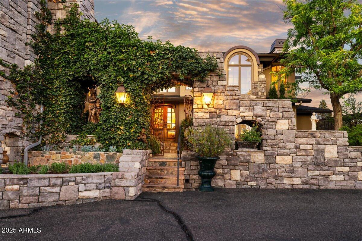 805 Pennie Ann Drive