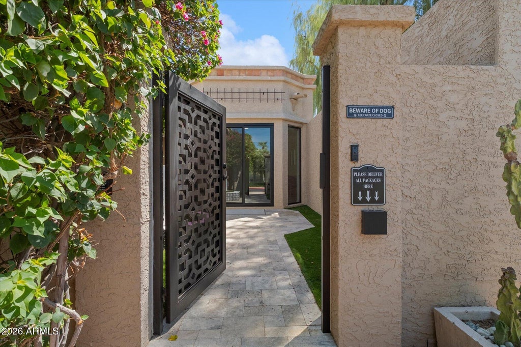 Photo of 8401 N 84th Place, Scottsdale, AZ 85258 (MLS # 7074130)