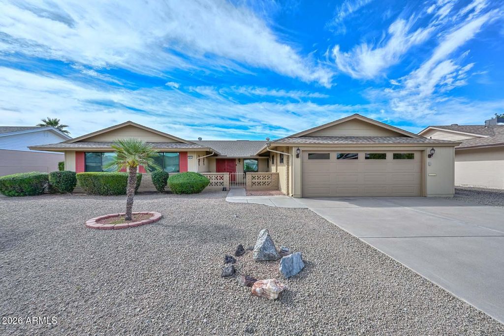 Photo of 9933 W Concord Avenue, Sun City, AZ 85351 (MLS # 6993631)