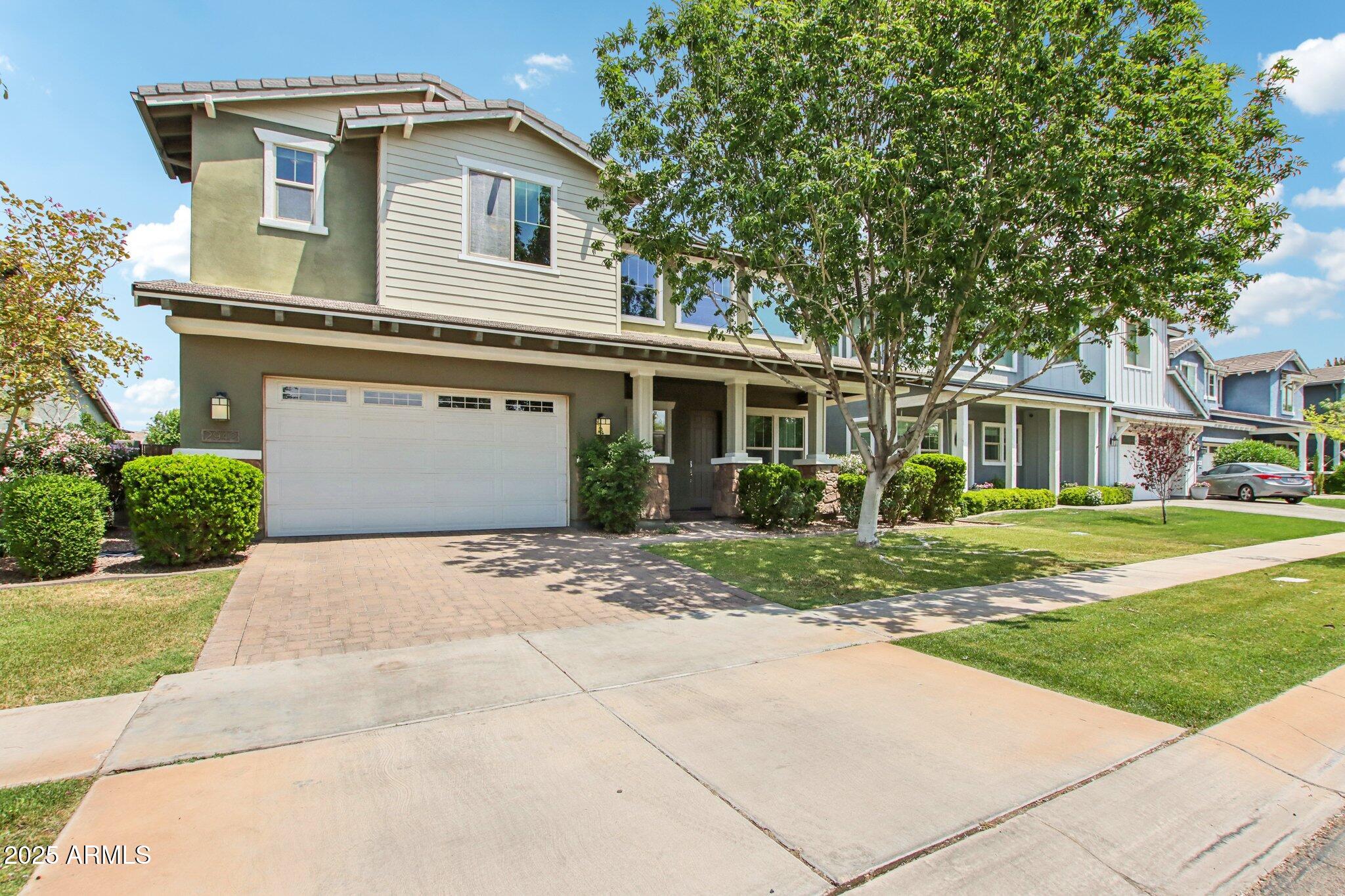 2942 E Appaloosa Road