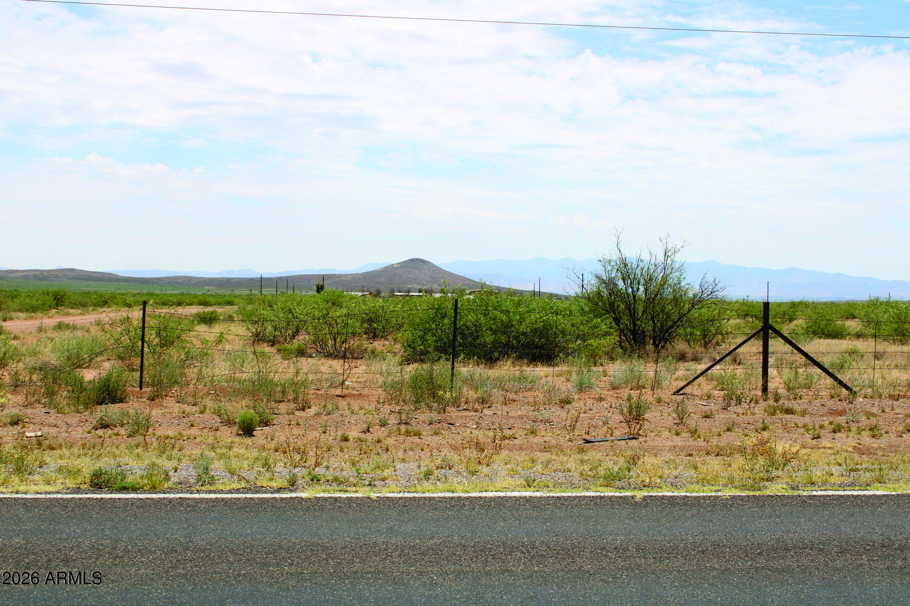 4.01 Acres E Antelope Road 37