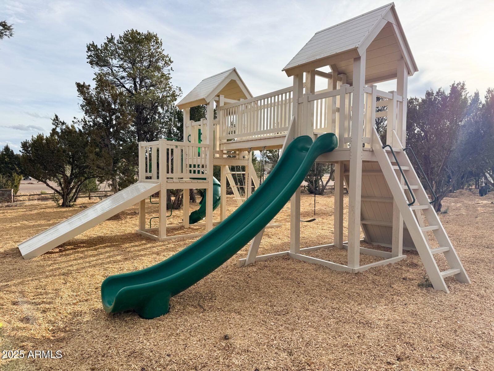 2746 Columbia Lane 10