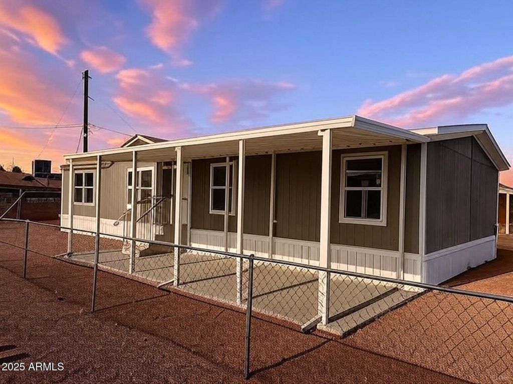 Photo of 900 S Warner Drive, Apache Junction, AZ 85120 (MLS # 6905471)