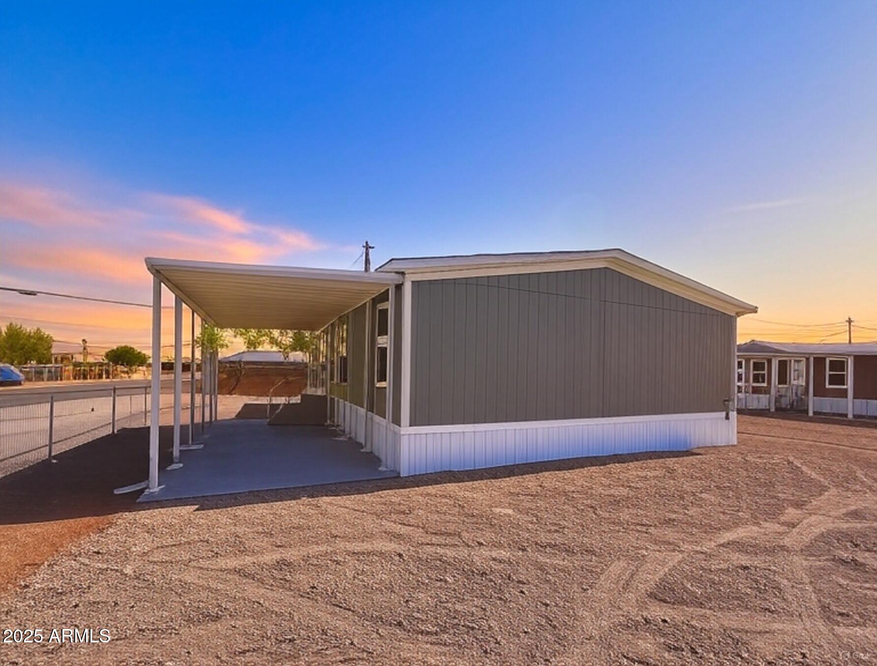 900 S Warner Drive 0