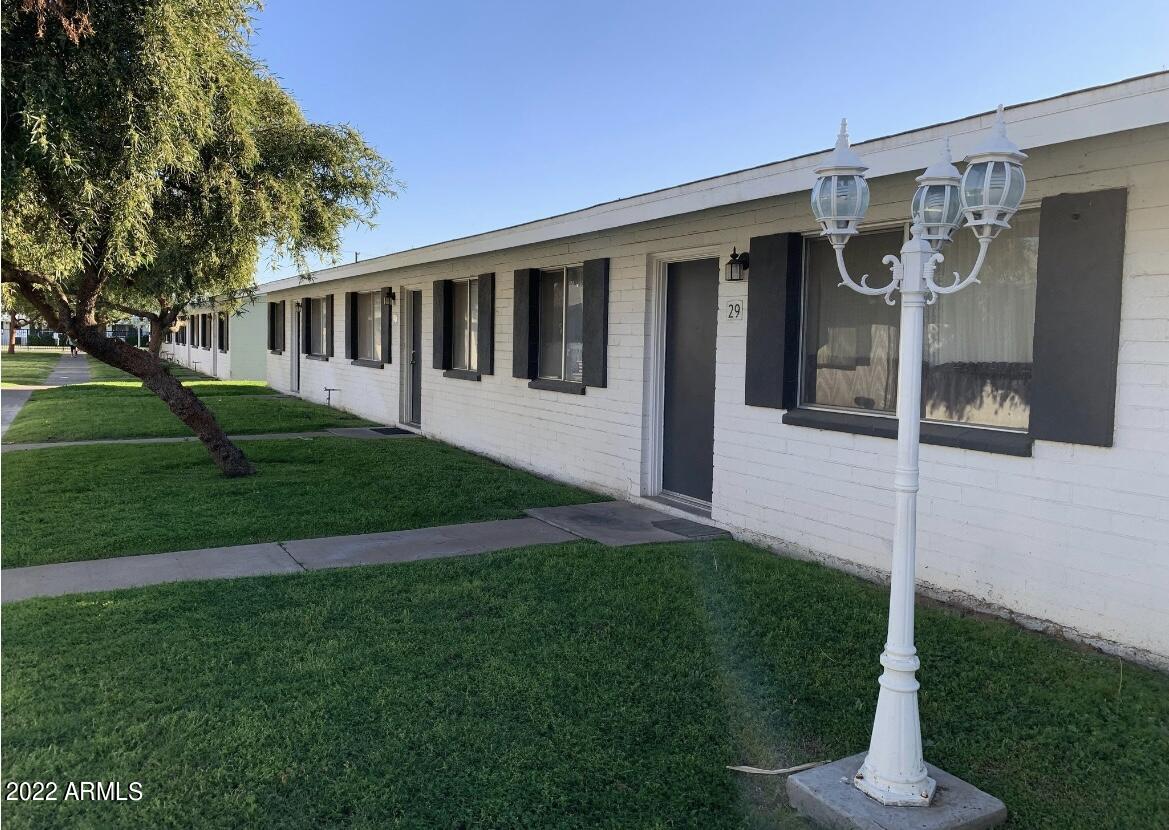 2021 W HAYWARD Avenue 27