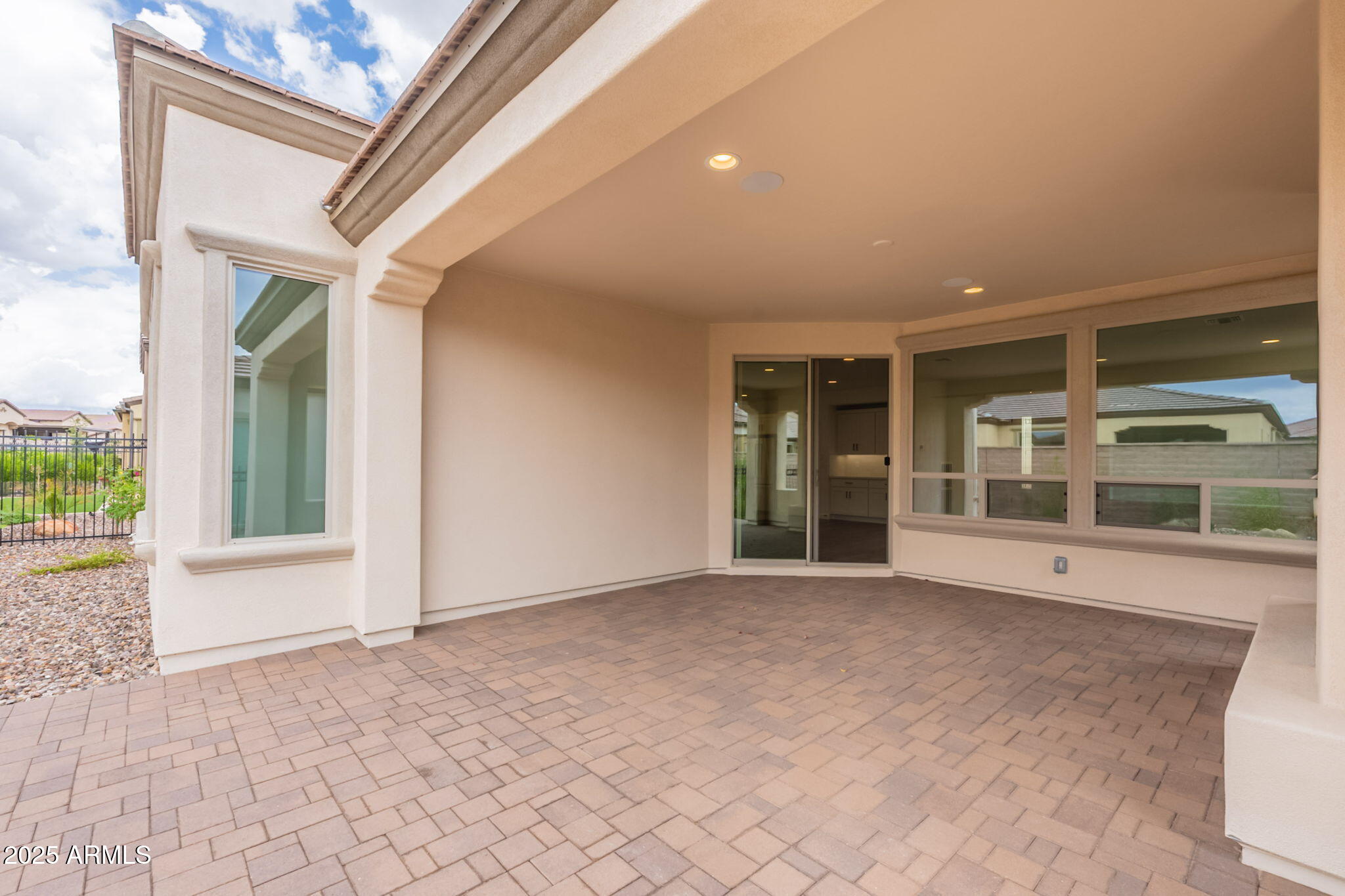 408 E BITTERCRESS Avenue