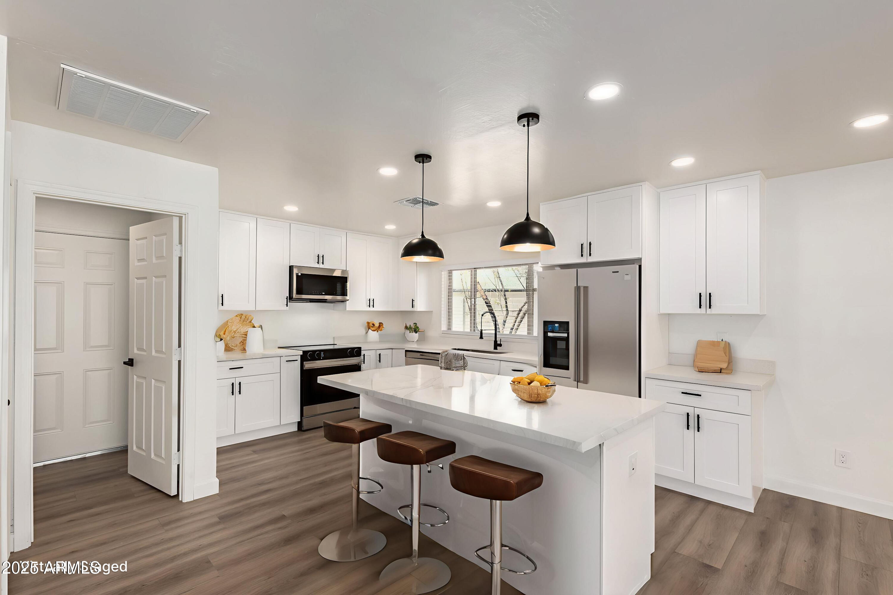 3039 S STEWART --