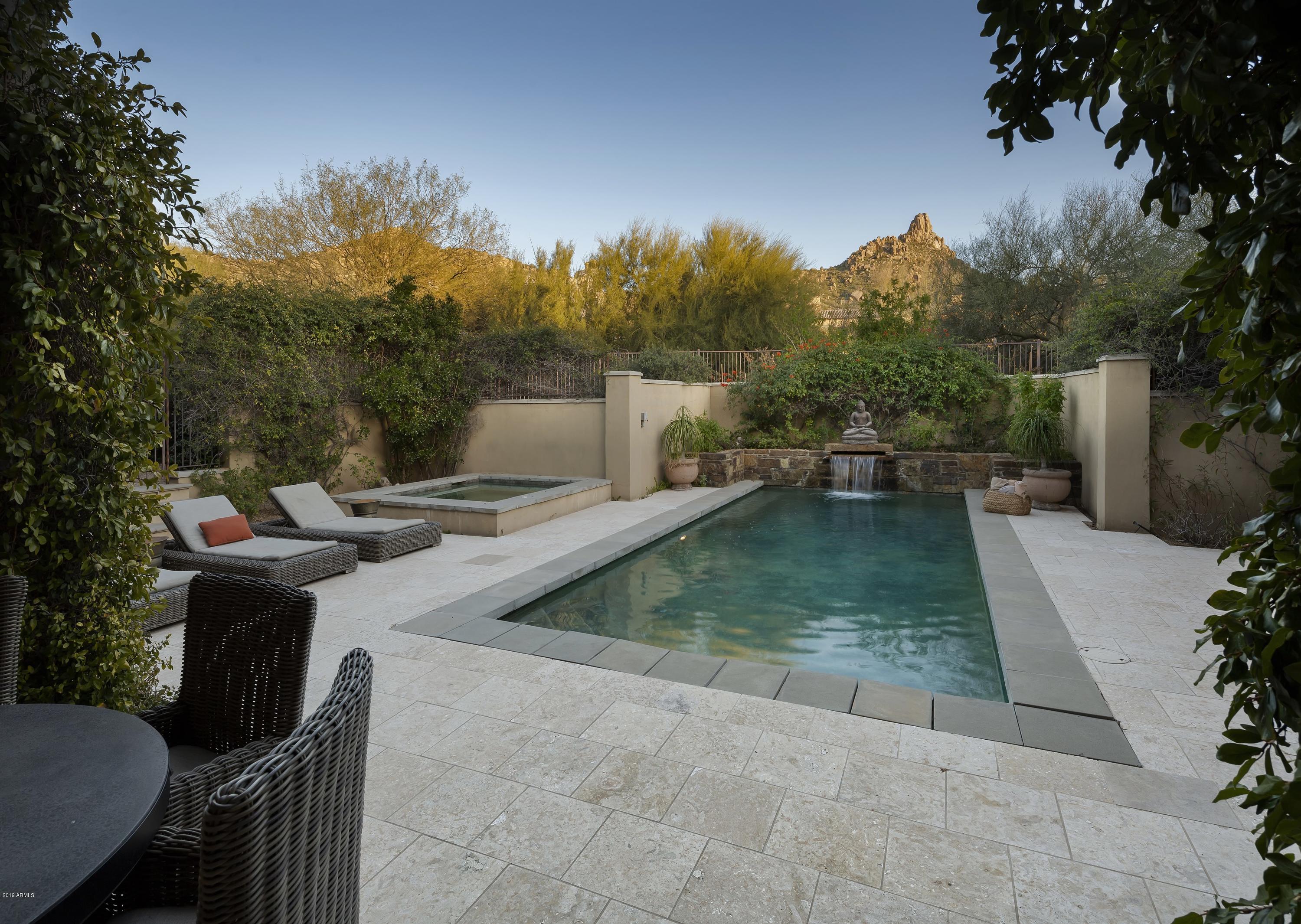 Estancia - Residential