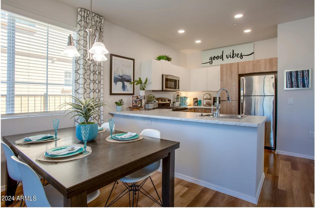 677 E Commonwealth Place 3