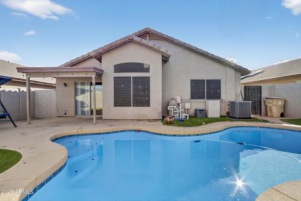 Photo of 25792 W Kendall Street, Buckeye, AZ 85326 (MLS # 6951827)