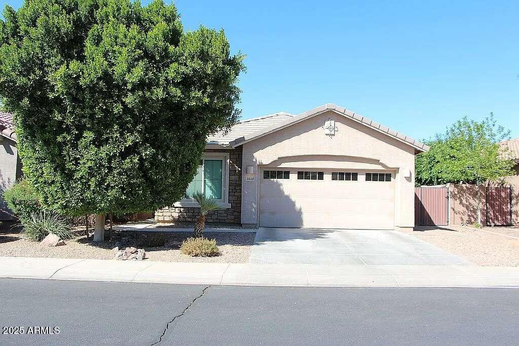 3850 E BALSAM Drive
