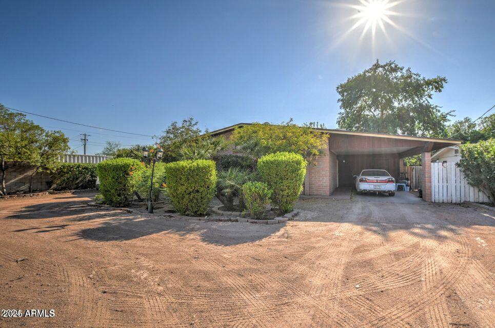2534 N 52ND Street