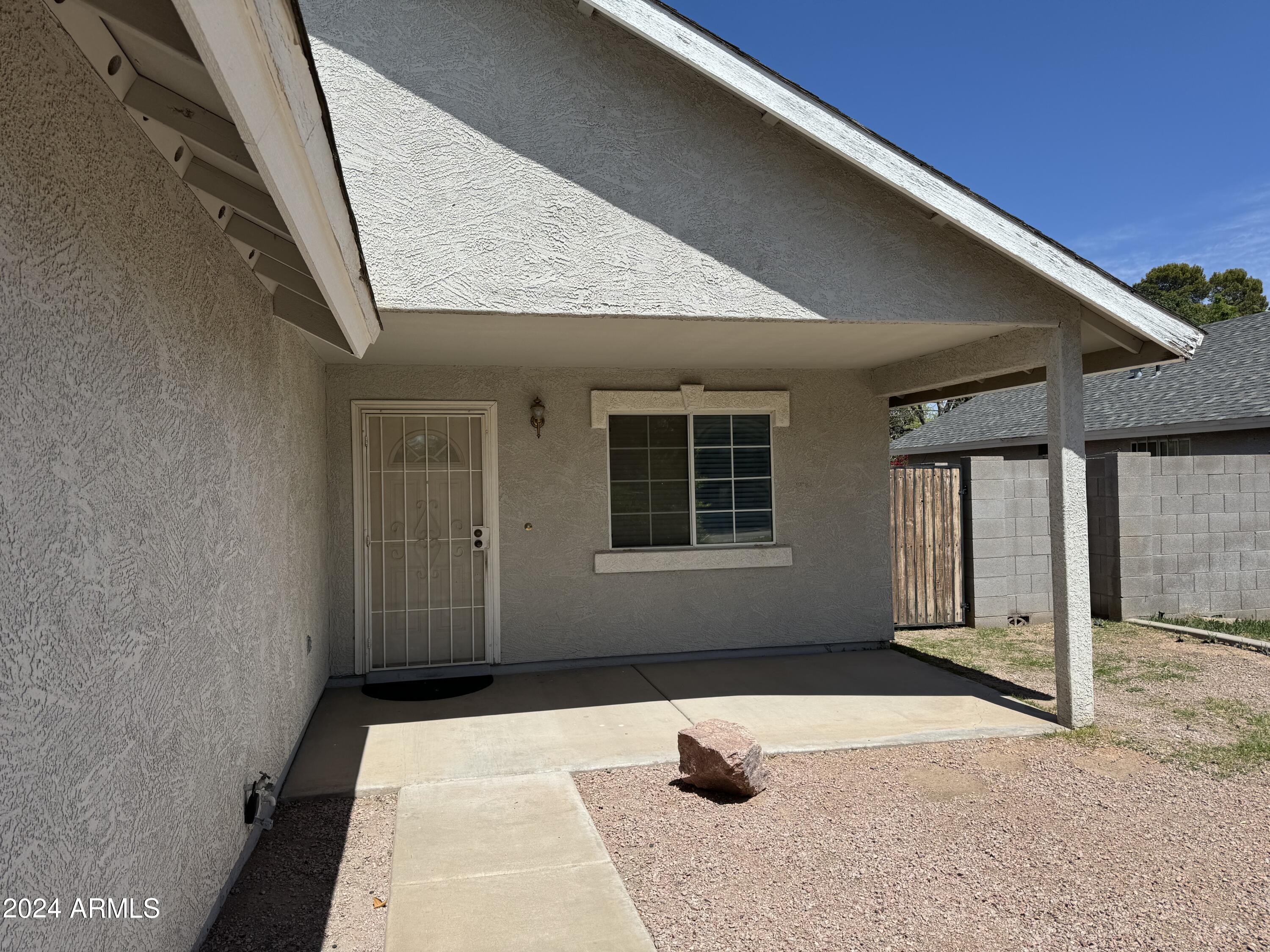 614 W 7TH Avenue