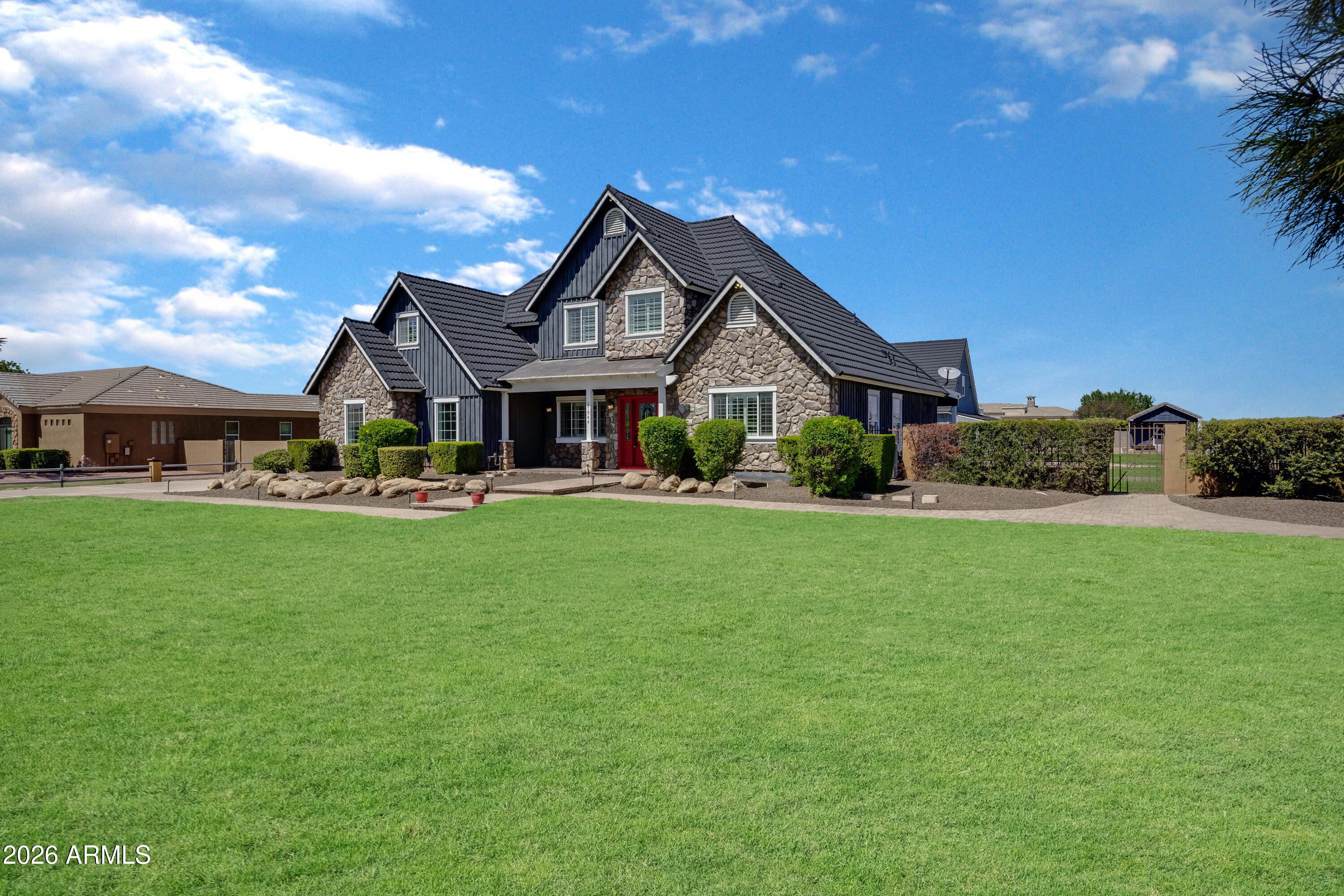 17944 E Avenida Del Valle Drive