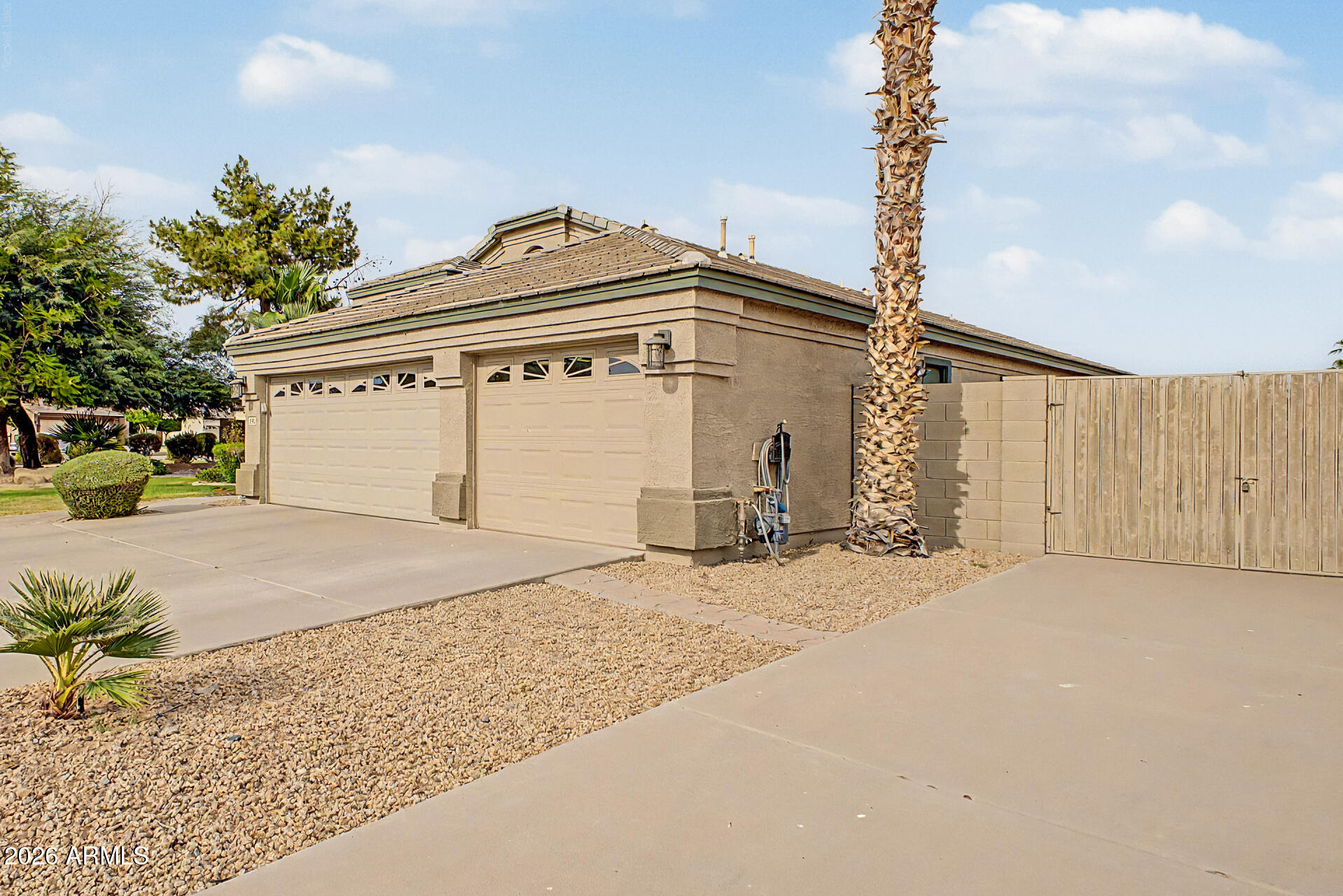1345 E TOLEDO Street