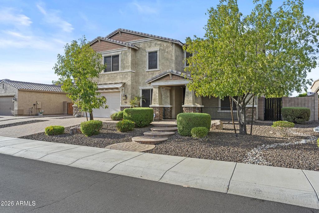 Photo of 9382 W Louise Drive, Peoria, AZ 85383 (MLS # 6992342)