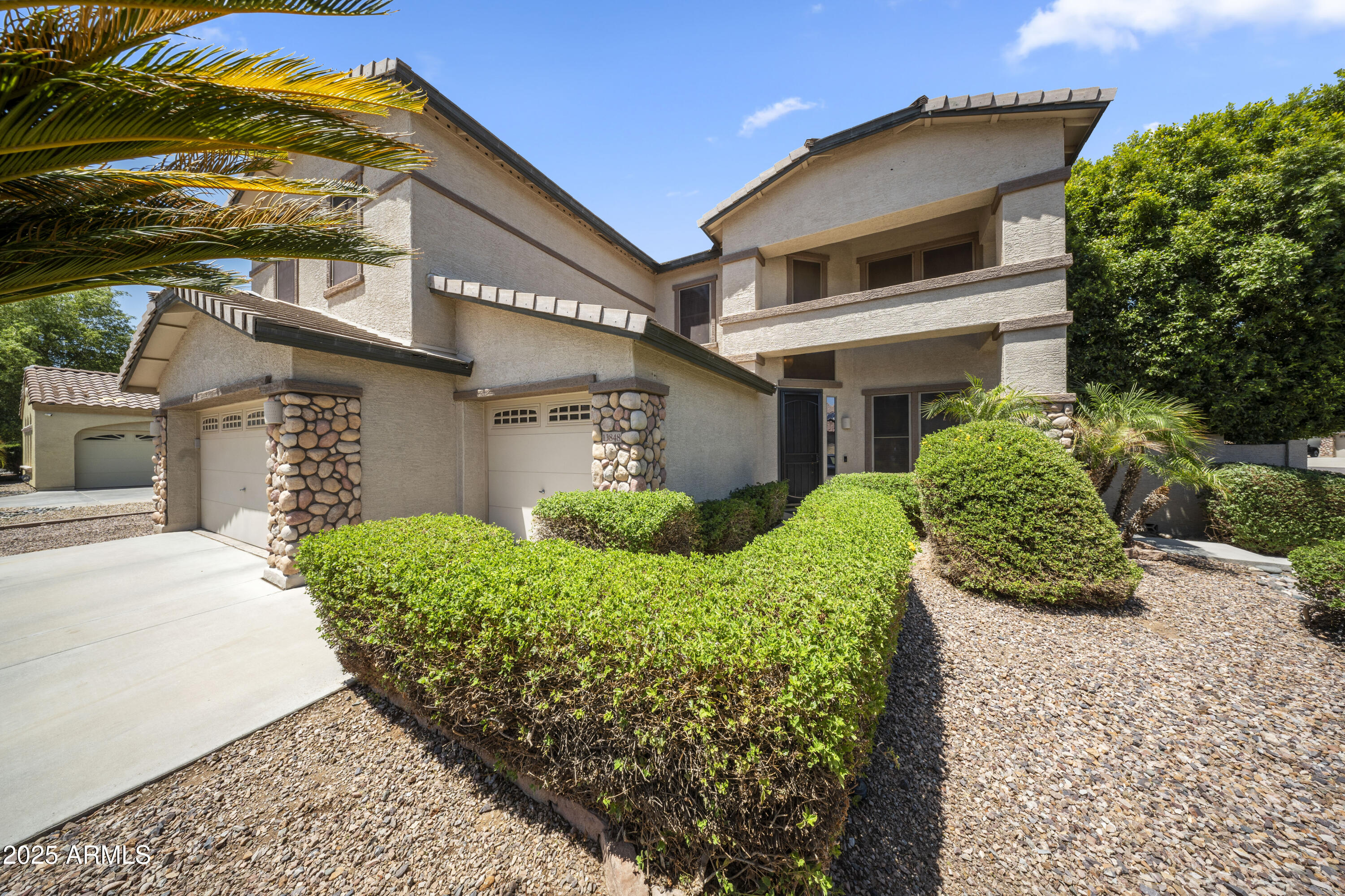 13848 W LISBON Lane