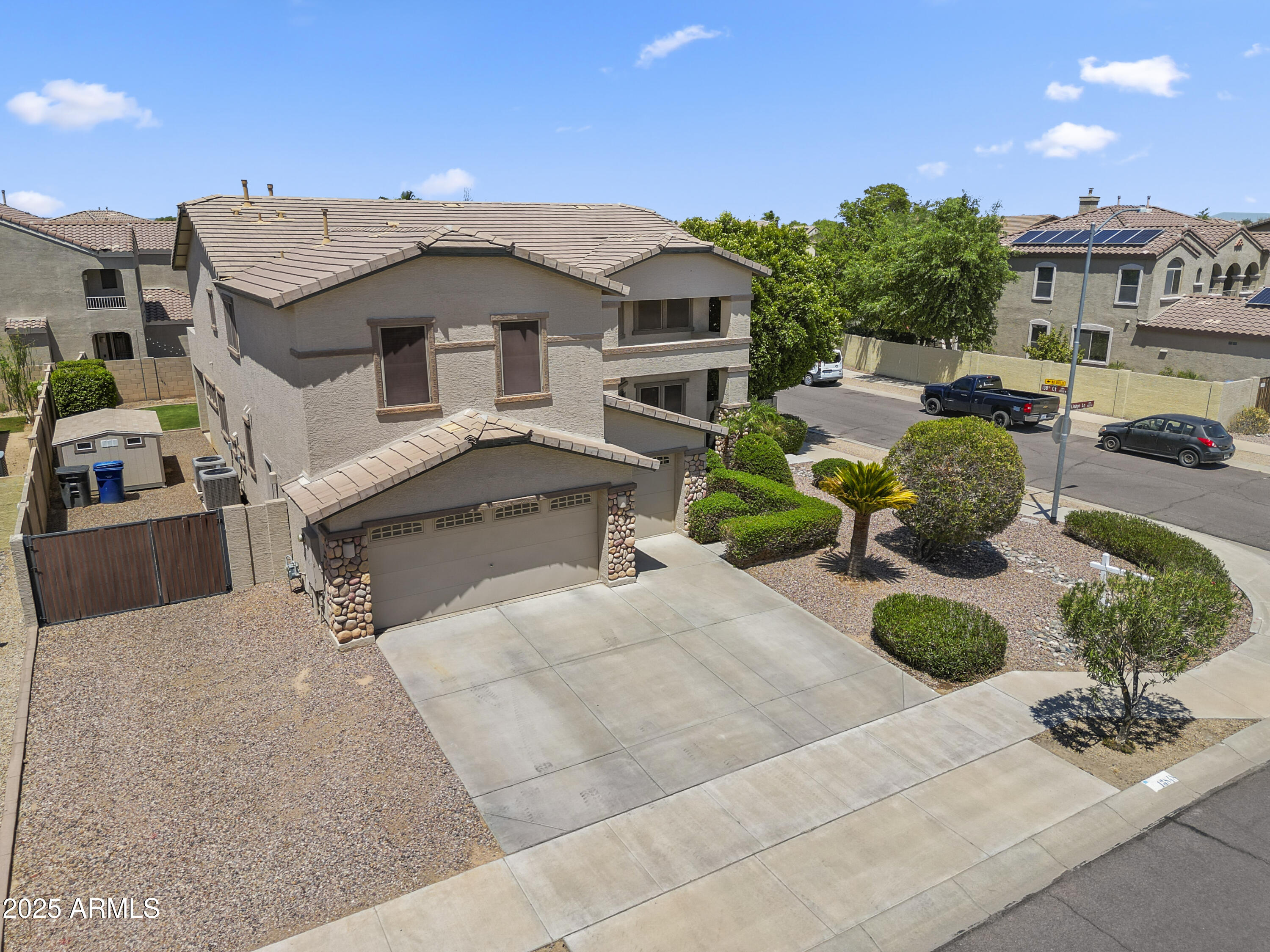 13848 W LISBON Lane