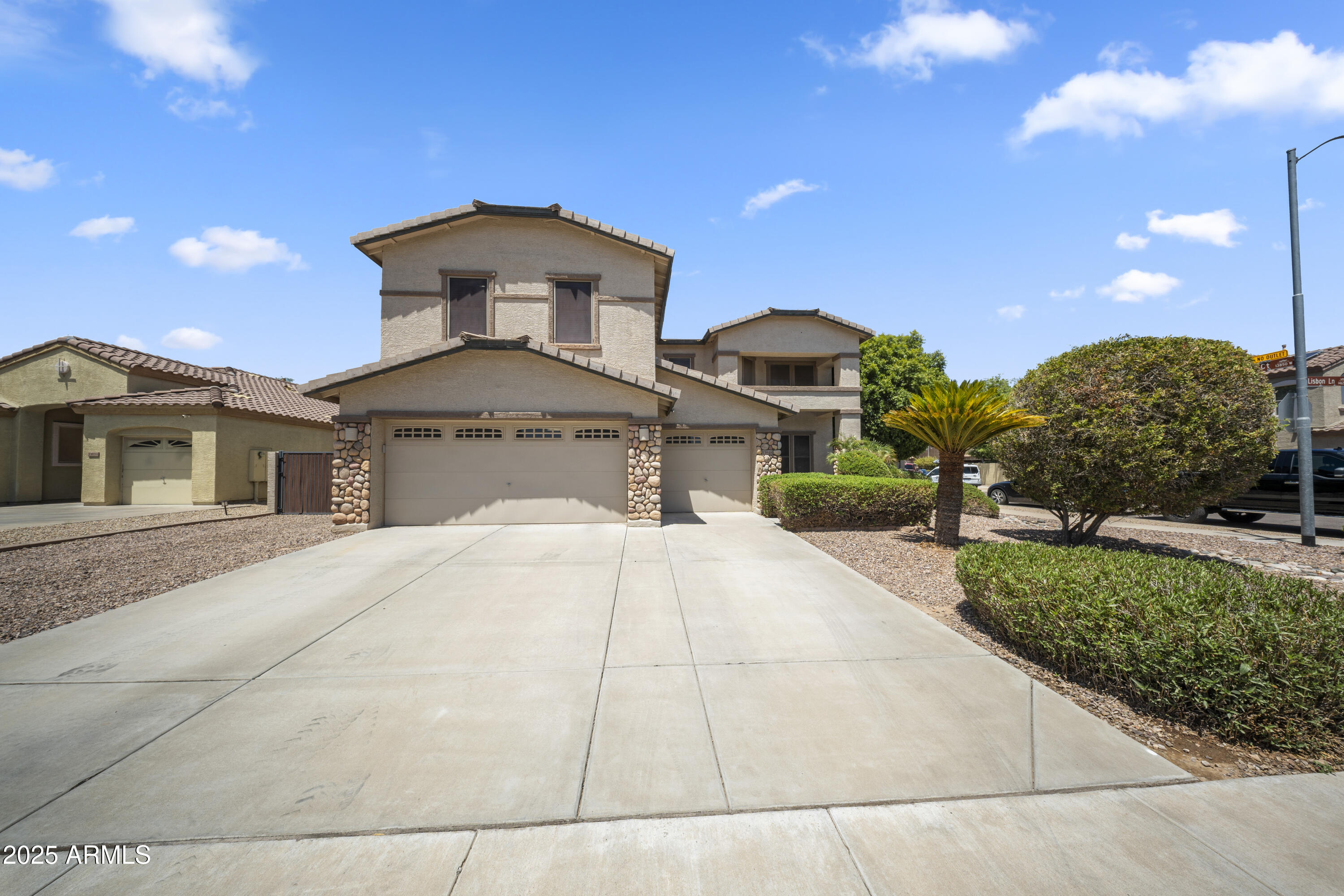 13848 W LISBON Lane