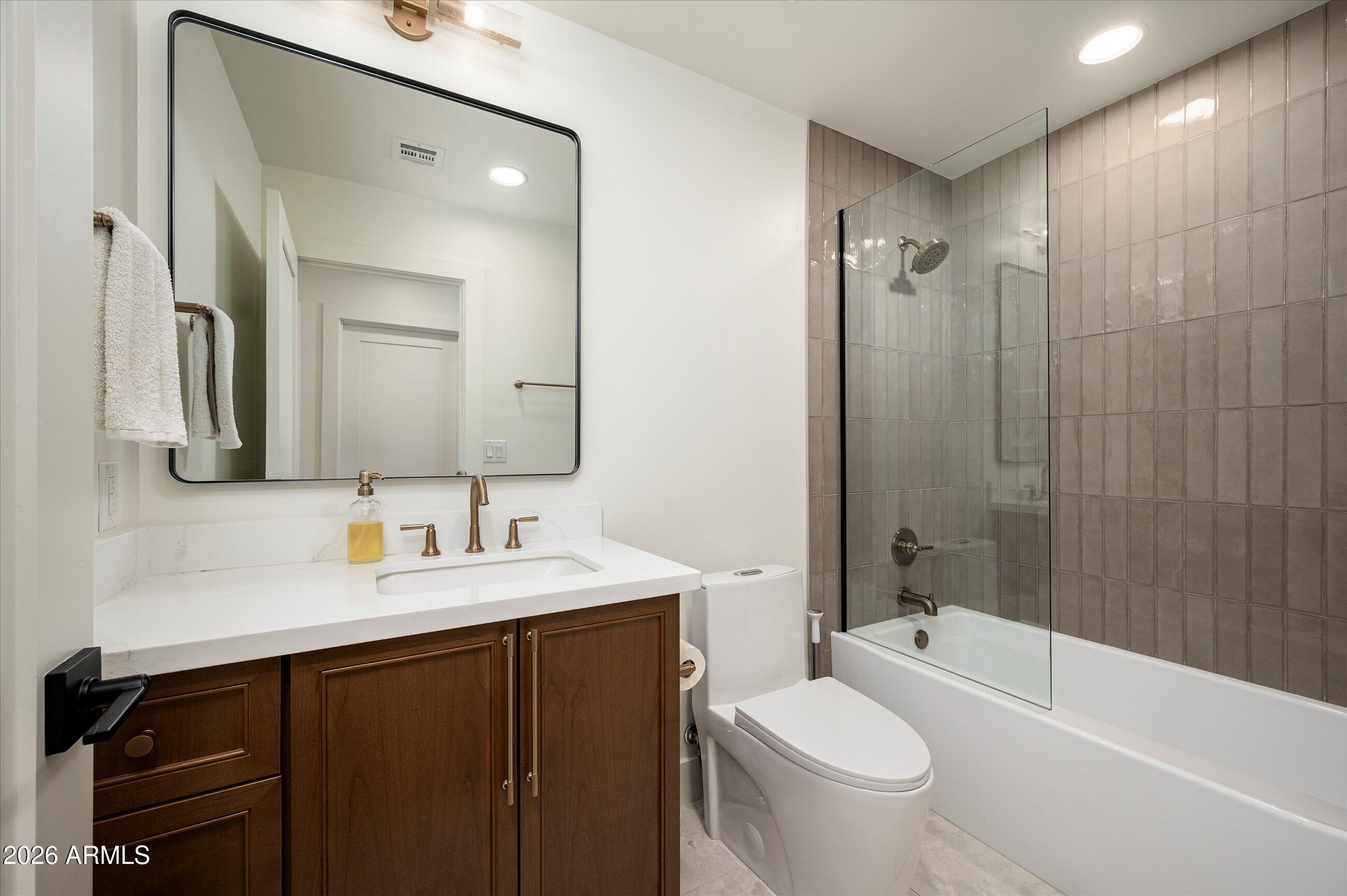 EASTWOOD AMD - Residential