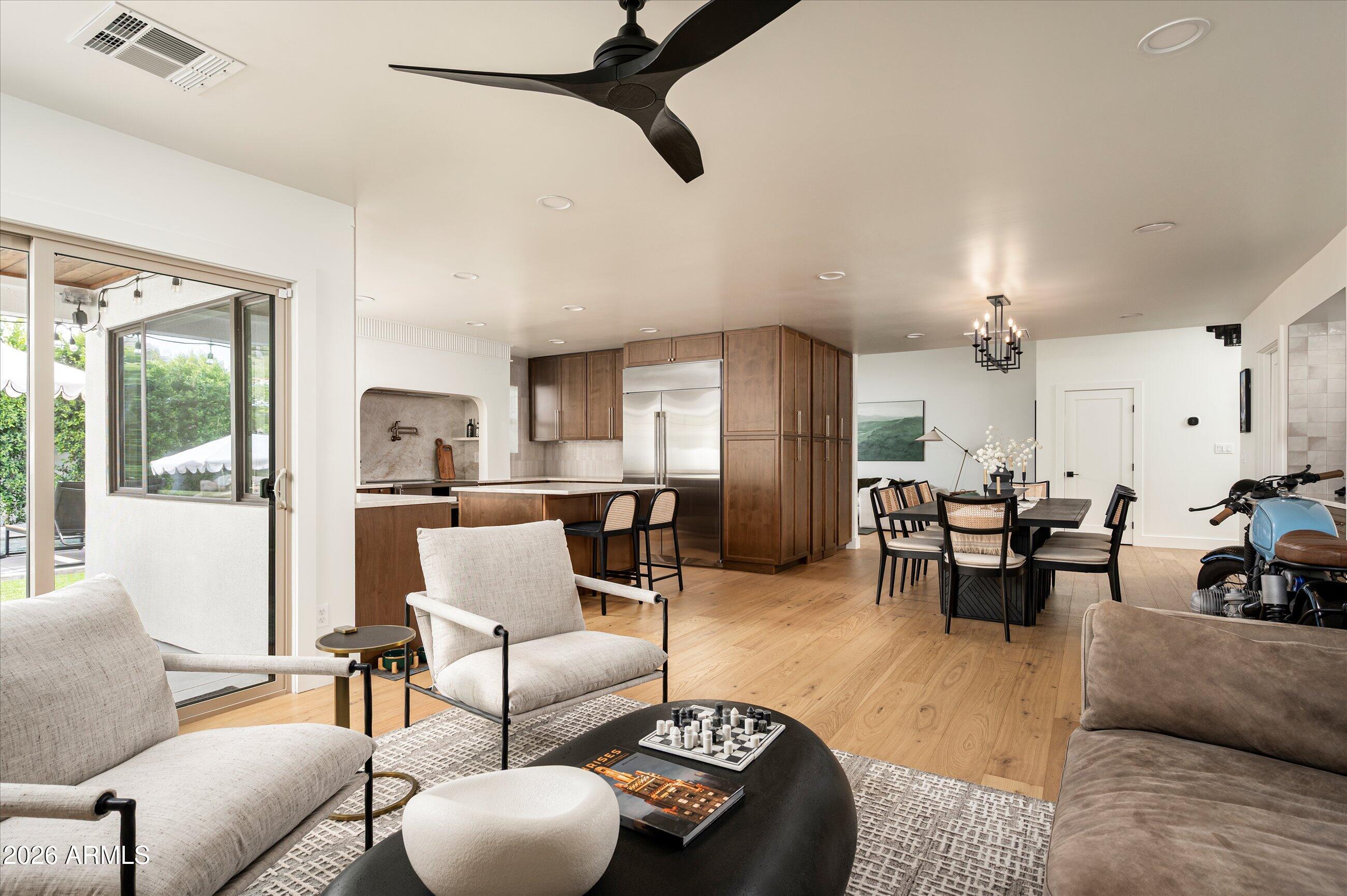 EASTWOOD AMD - Residential